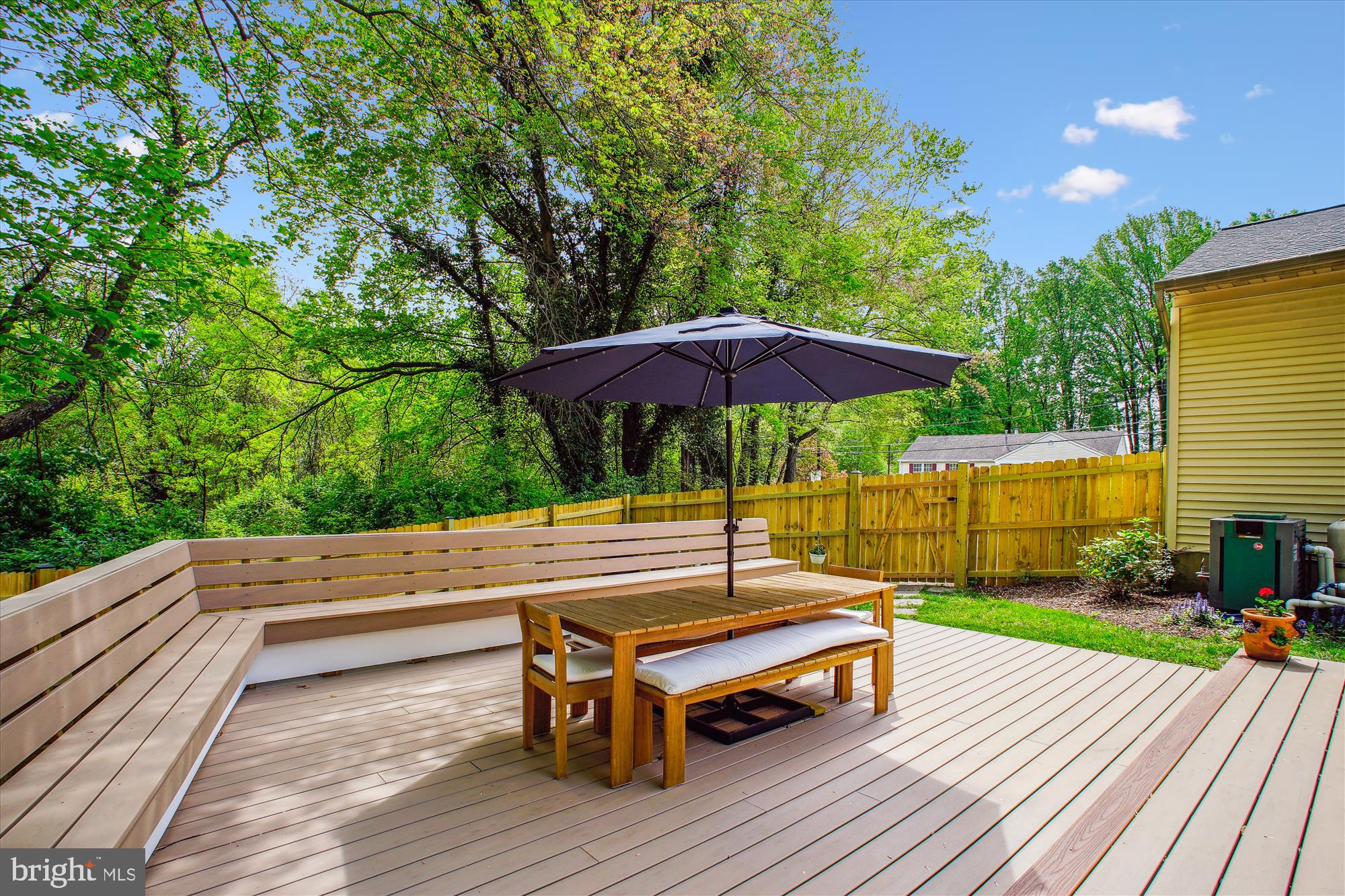 FIVE OAKS - Residential