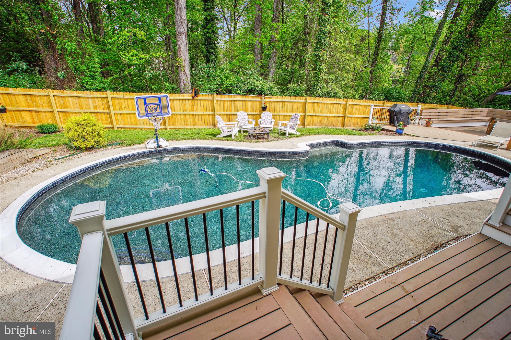 FIVE OAKS - Residential