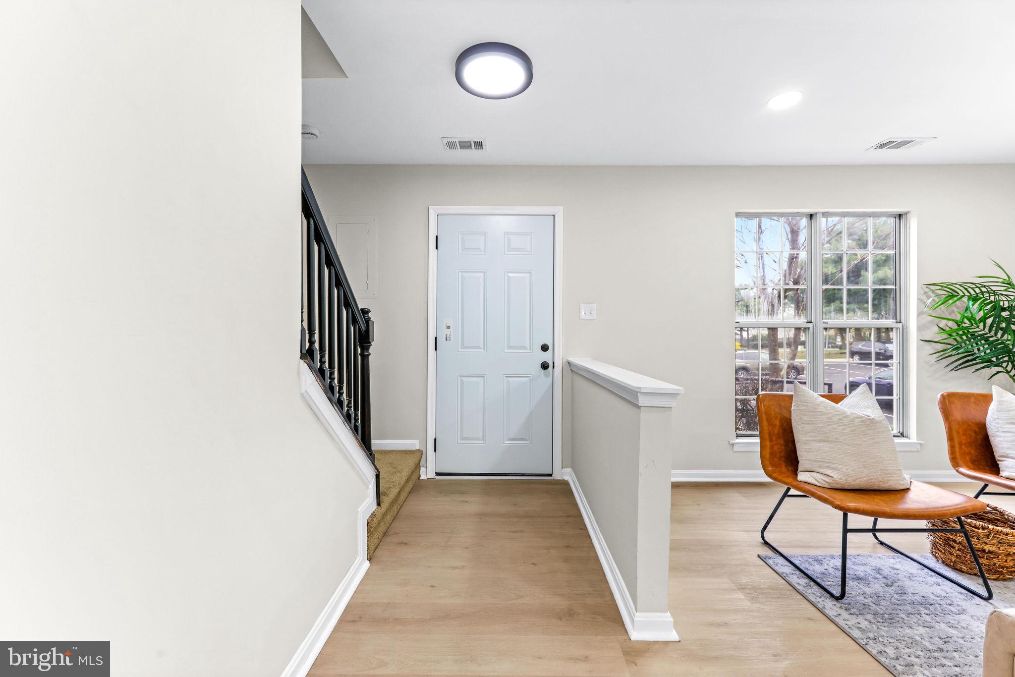 CLOVERLEAF - Residential