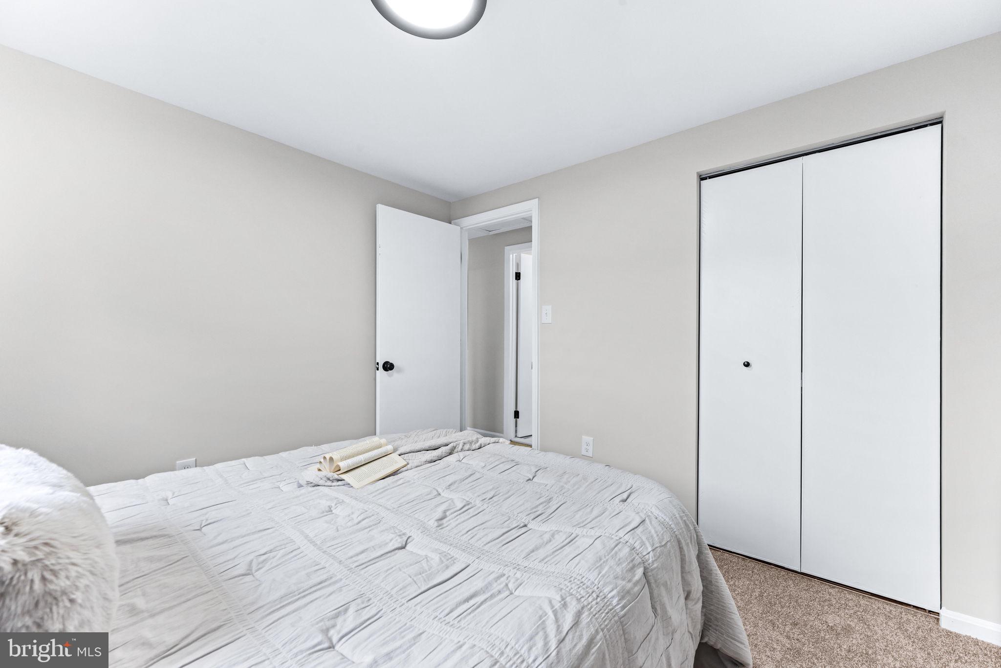 CLOVERLEAF - Residential