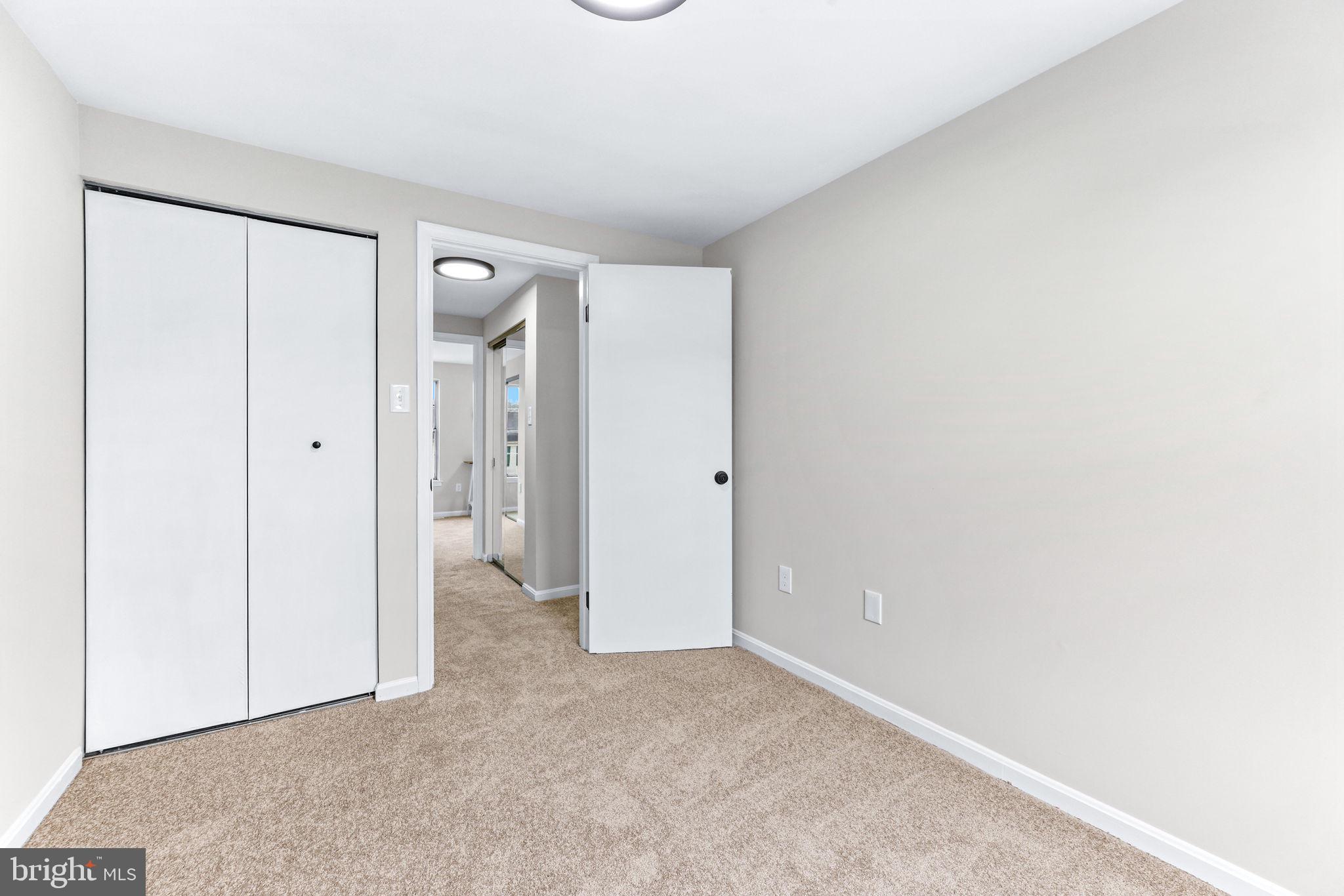 CLOVERLEAF - Residential