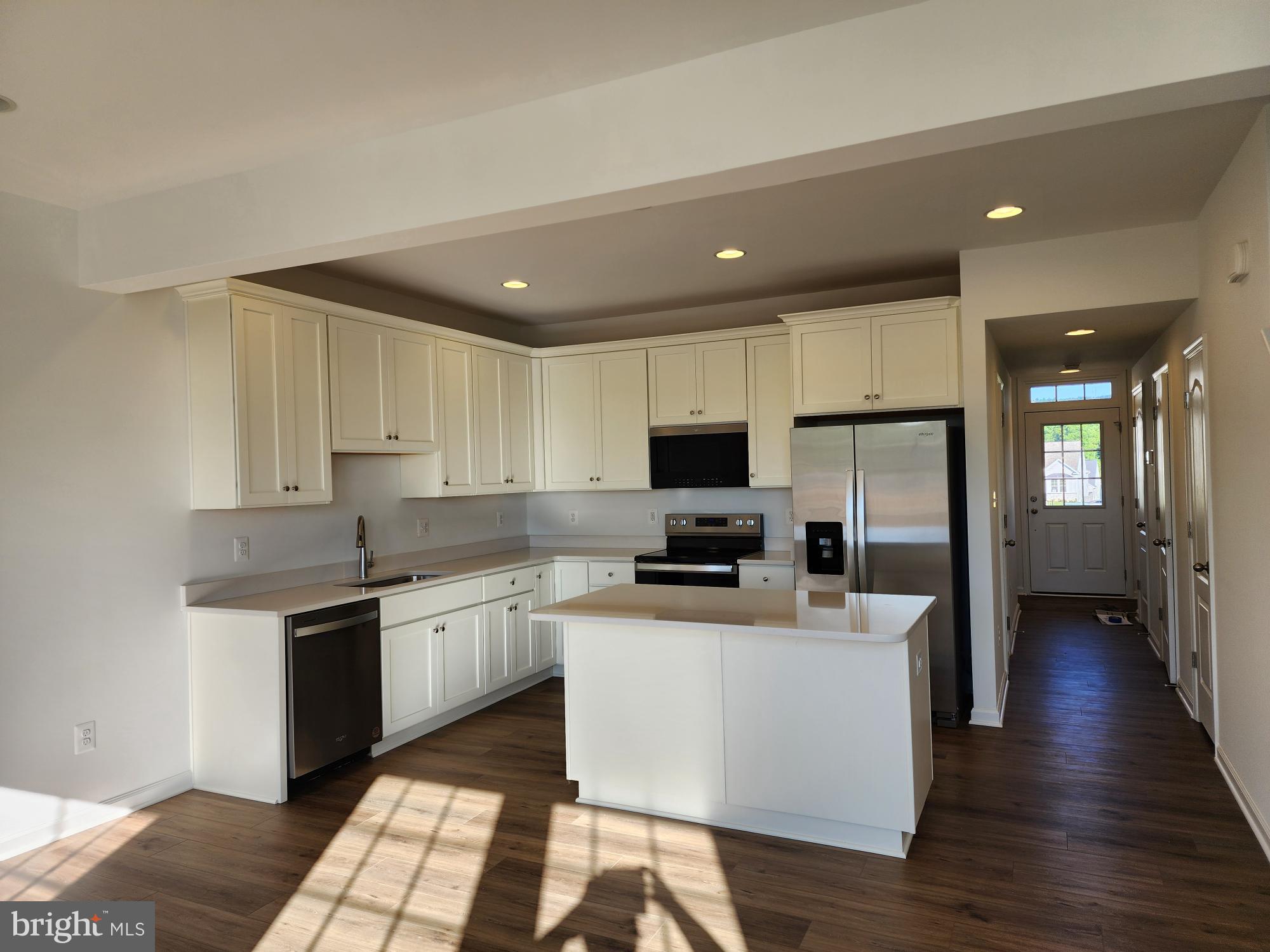 MARTINSBURG STATION - Residential Lease