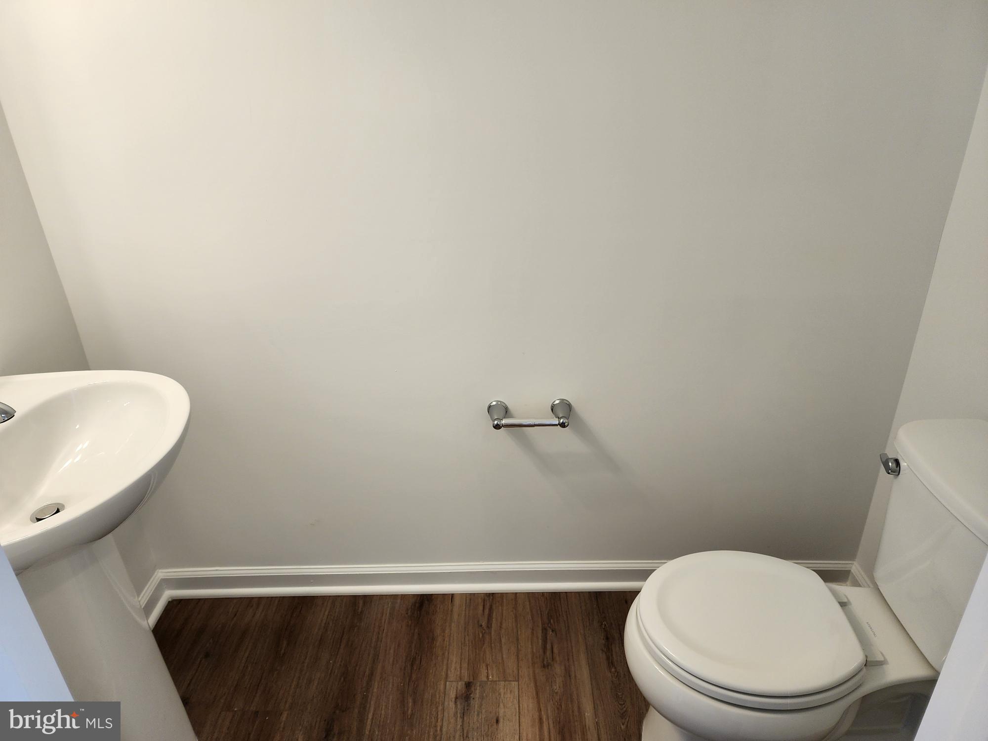 MARTINSBURG STATION - Residential Lease