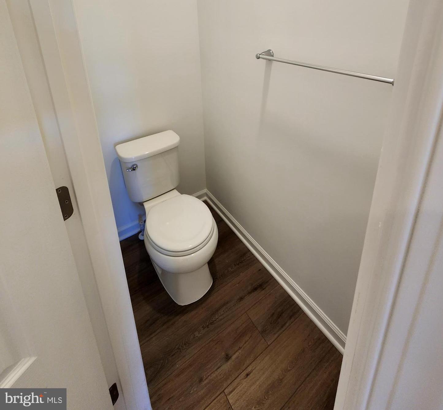 MARTINSBURG STATION - Residential Lease