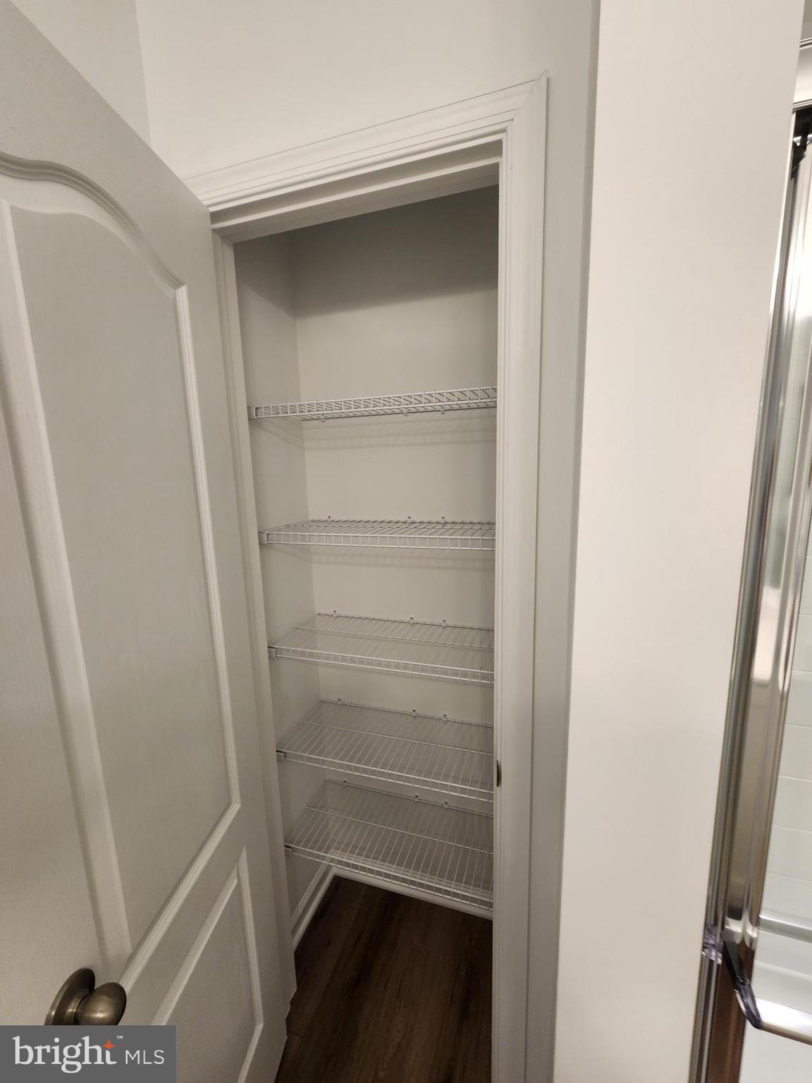 MARTINSBURG STATION - Residential Lease