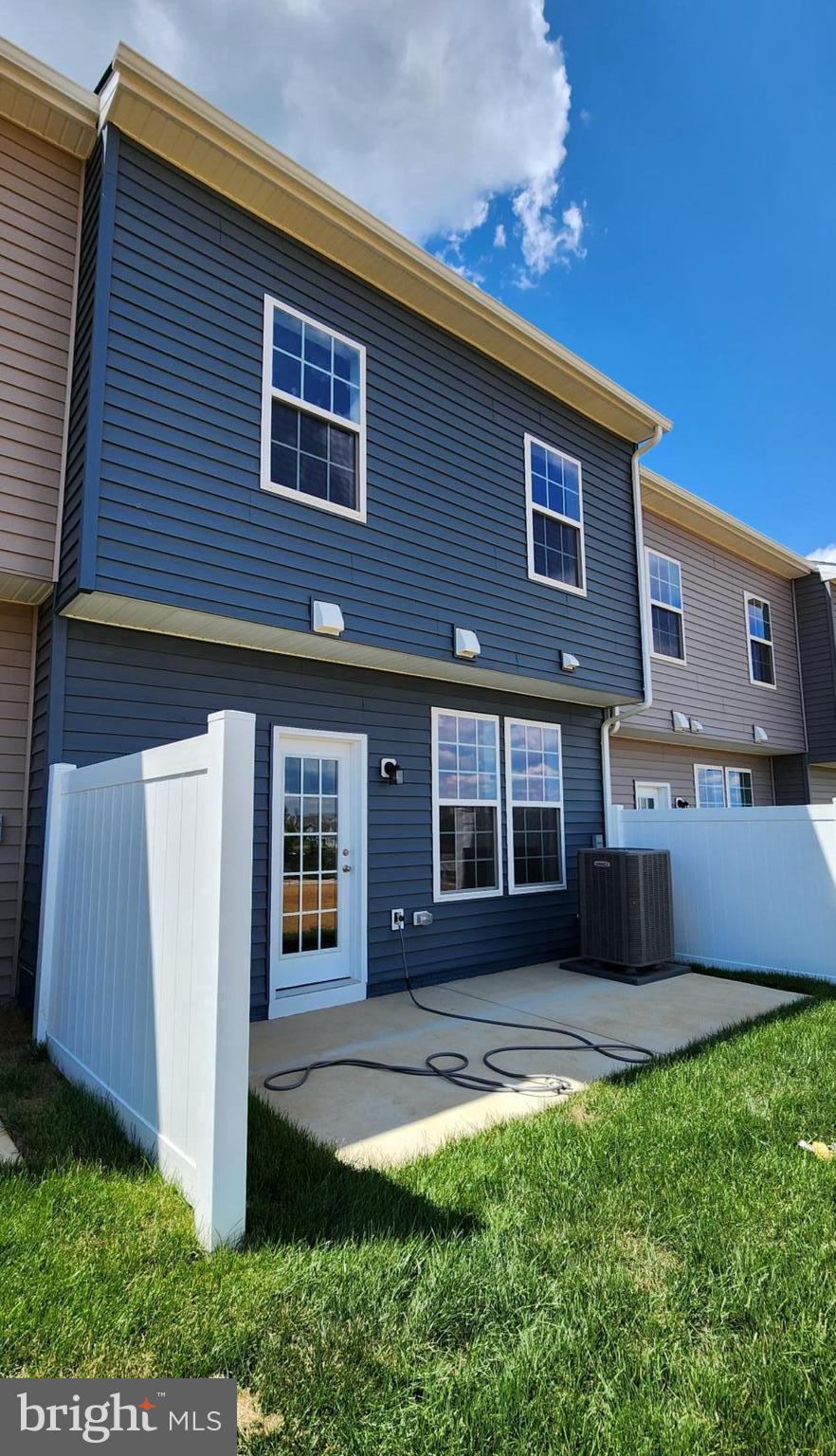 MARTINSBURG STATION - Residential Lease