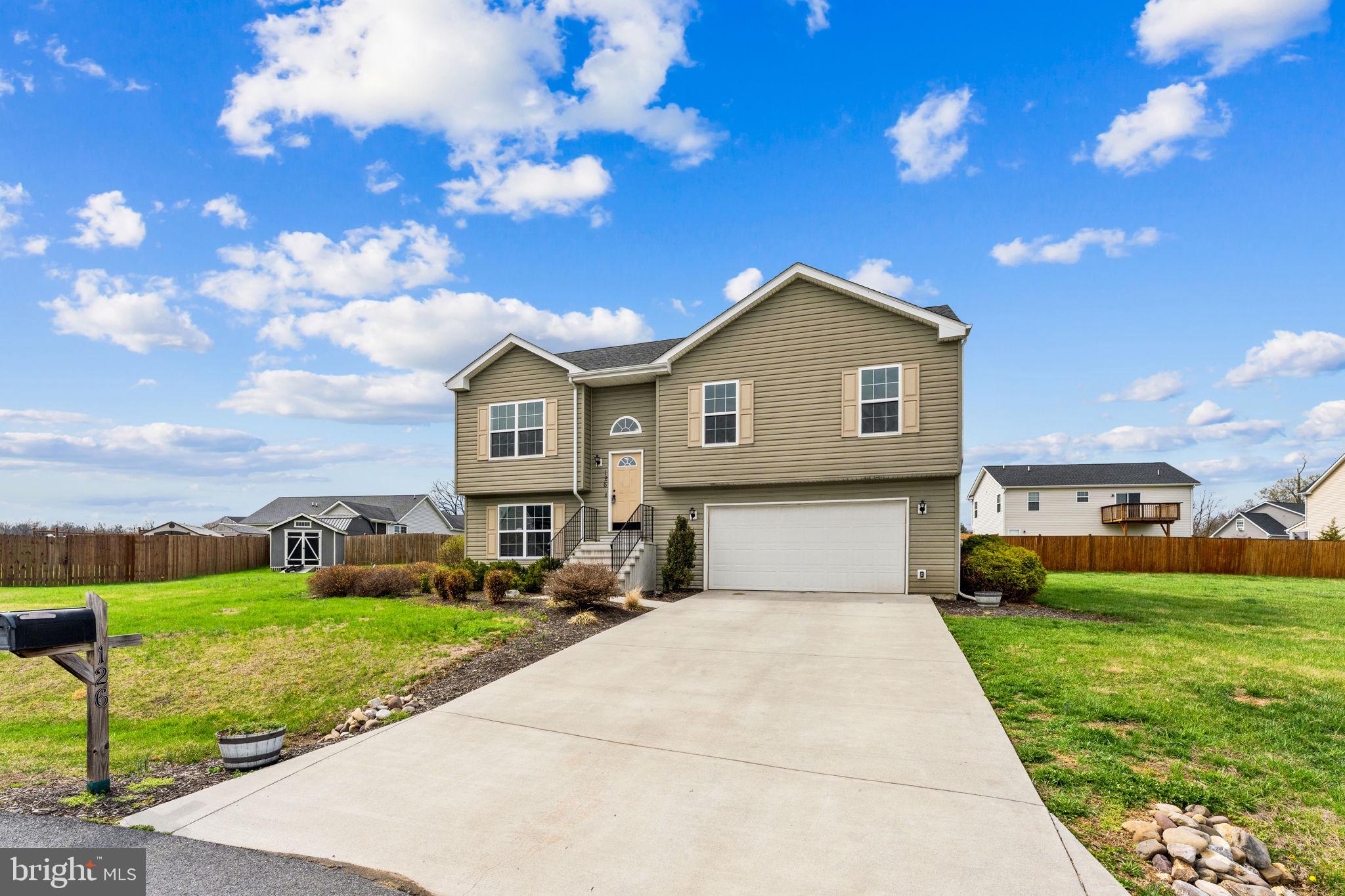 BOYDS CROSSING - Residential