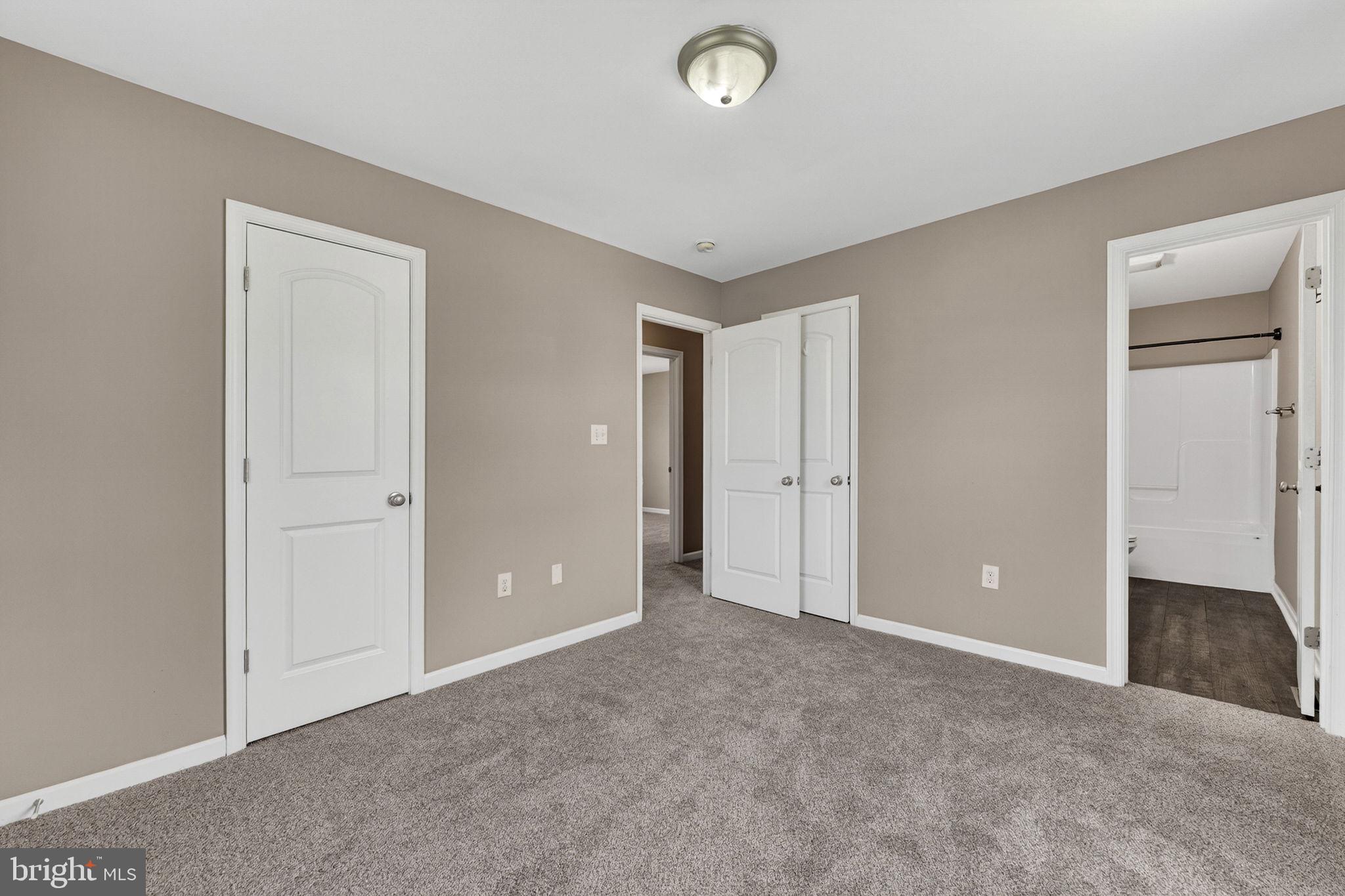 BOYDS CROSSING - Residential