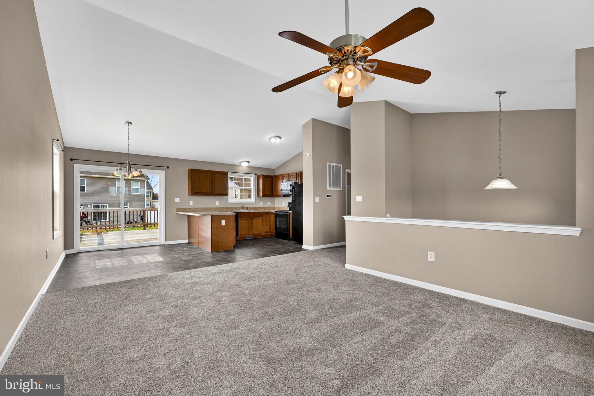 BOYDS CROSSING - Residential