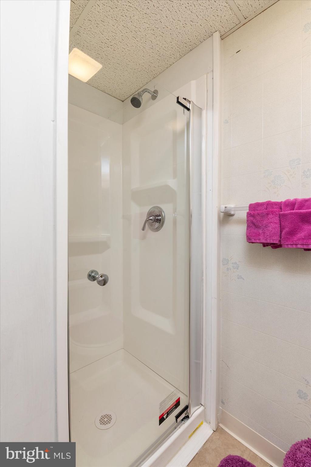 ANDORICK ACRES - Residential