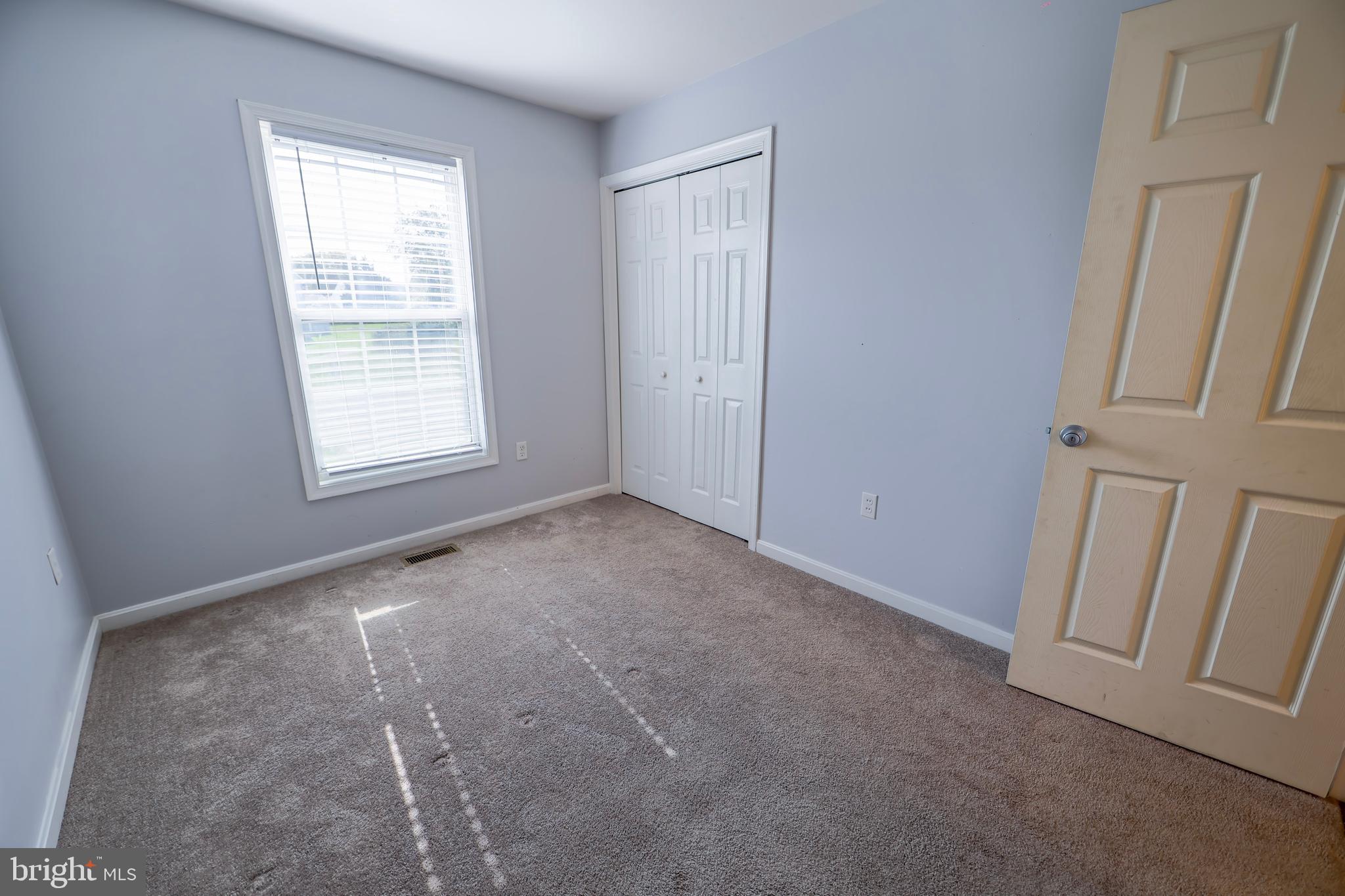 CROSS CREEK - Residential Lease