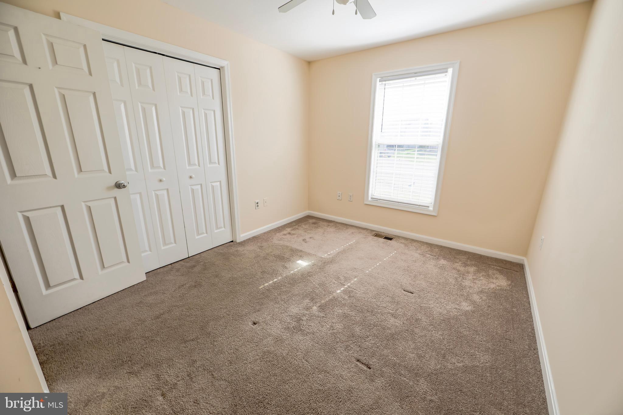 CROSS CREEK - Residential Lease