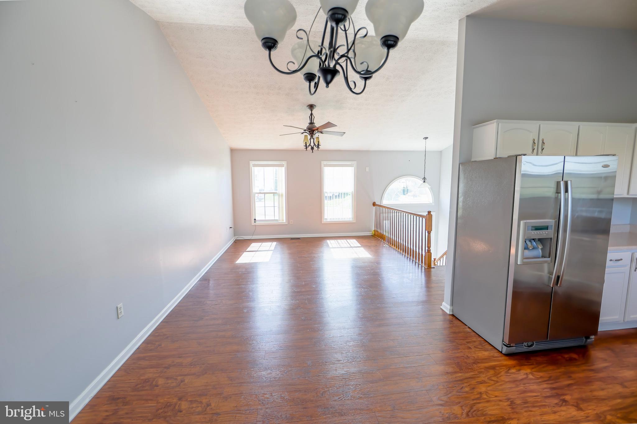 CROSS CREEK - Residential Lease