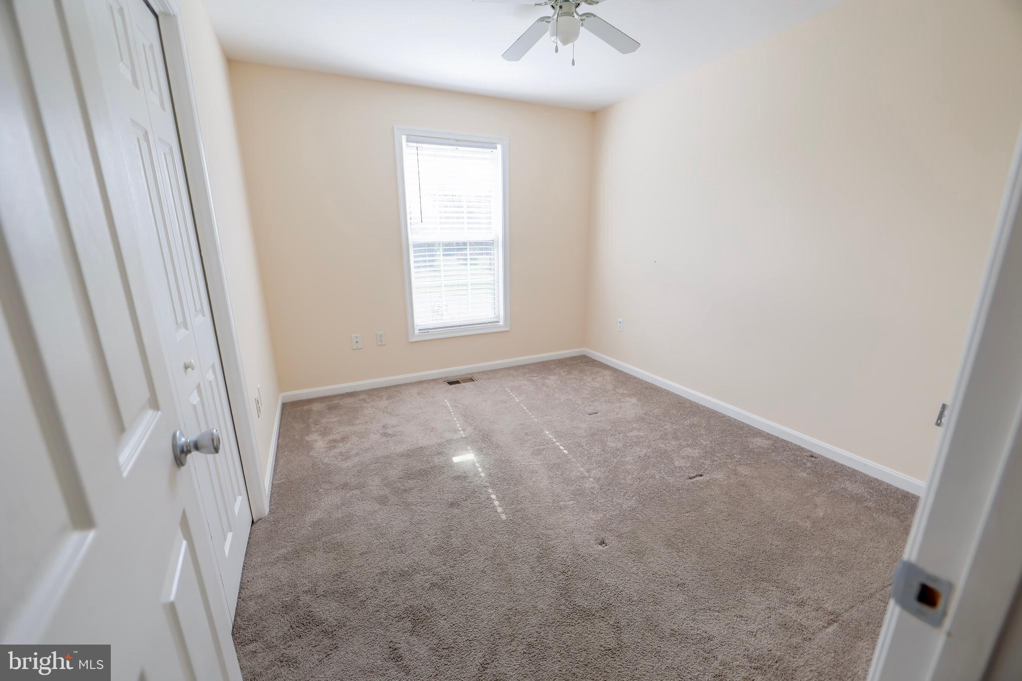 CROSS CREEK - Residential Lease