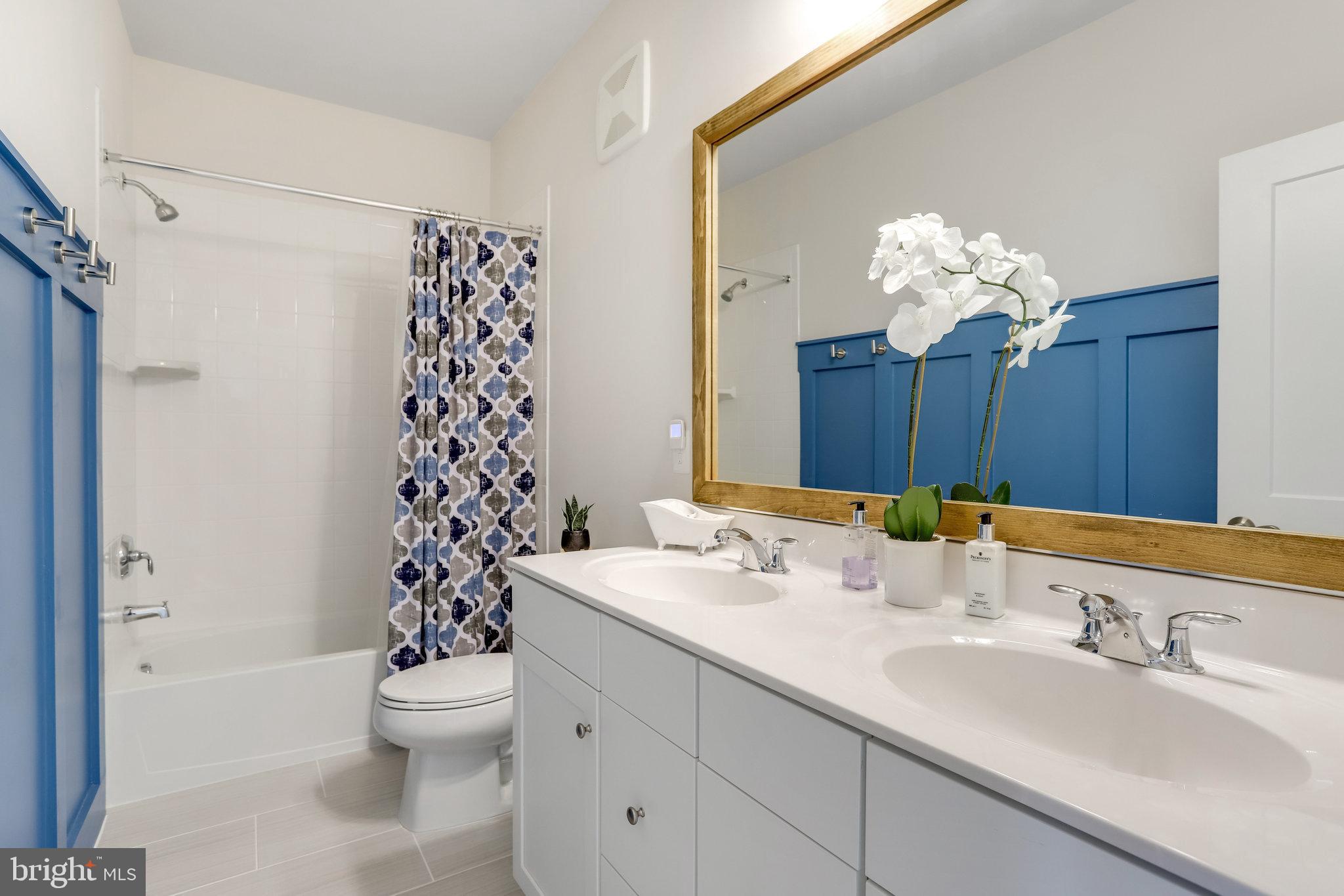 TALL OAKS - Residential