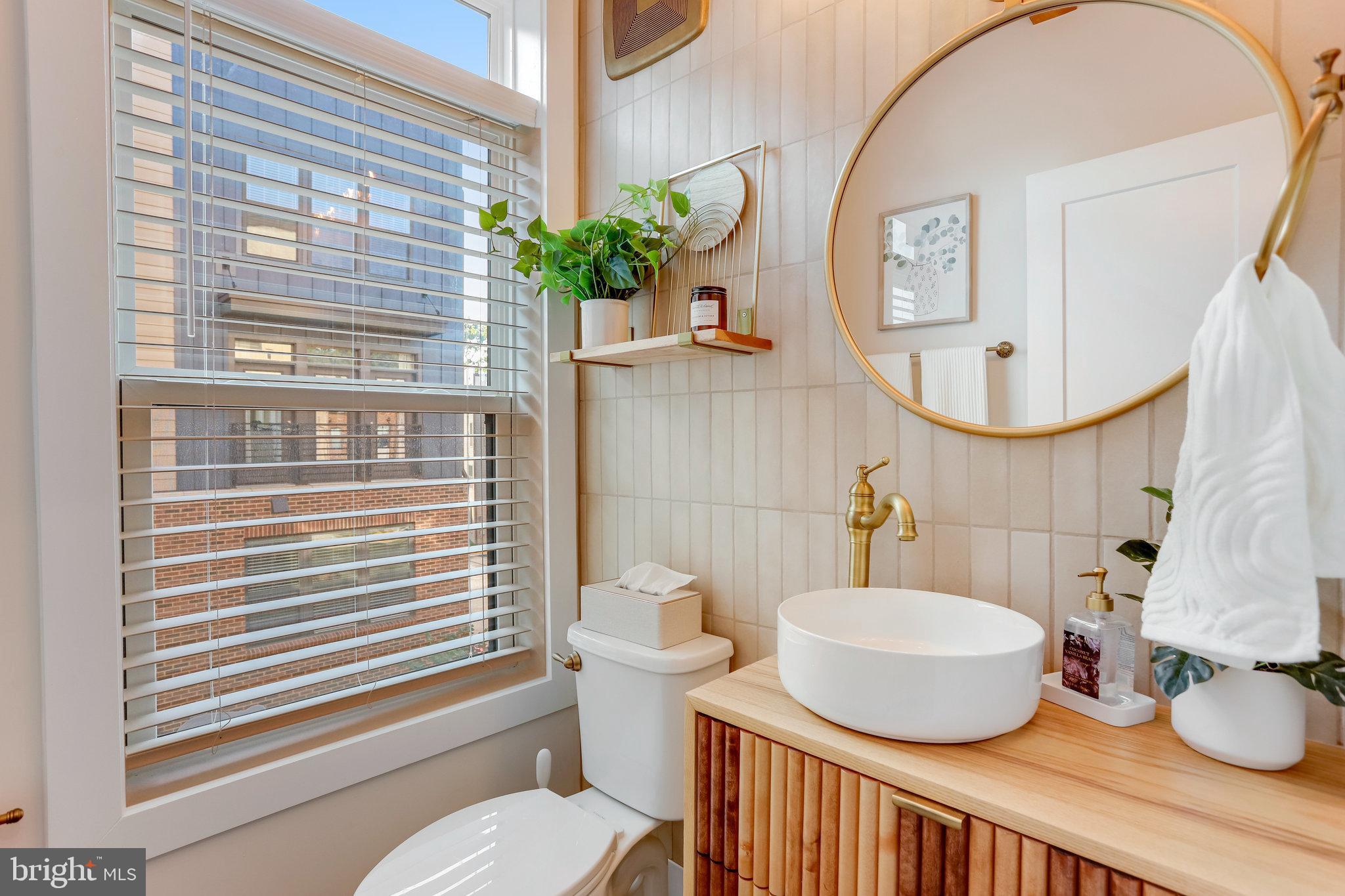 TALL OAKS - Residential