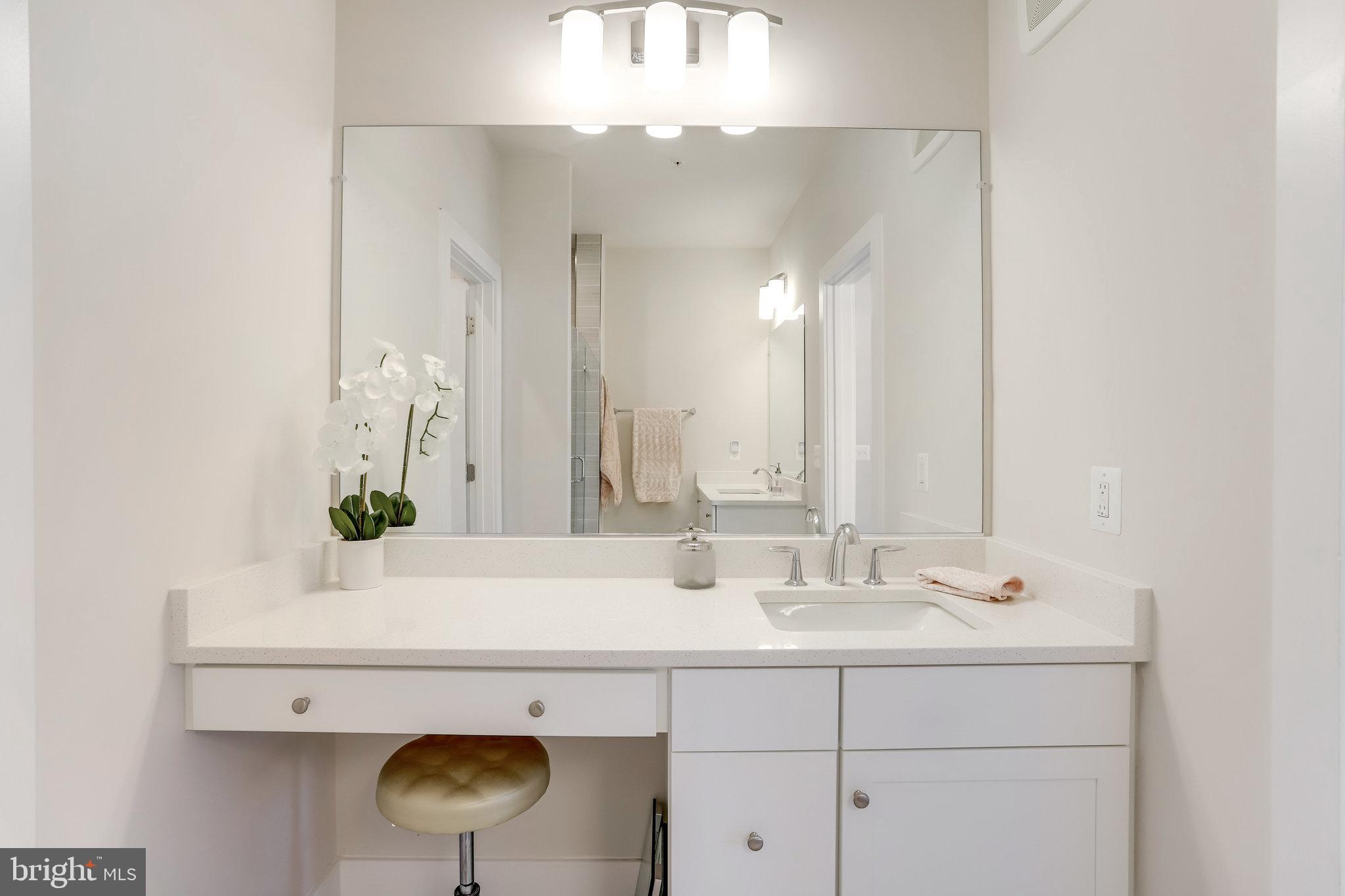 TALL OAKS - Residential