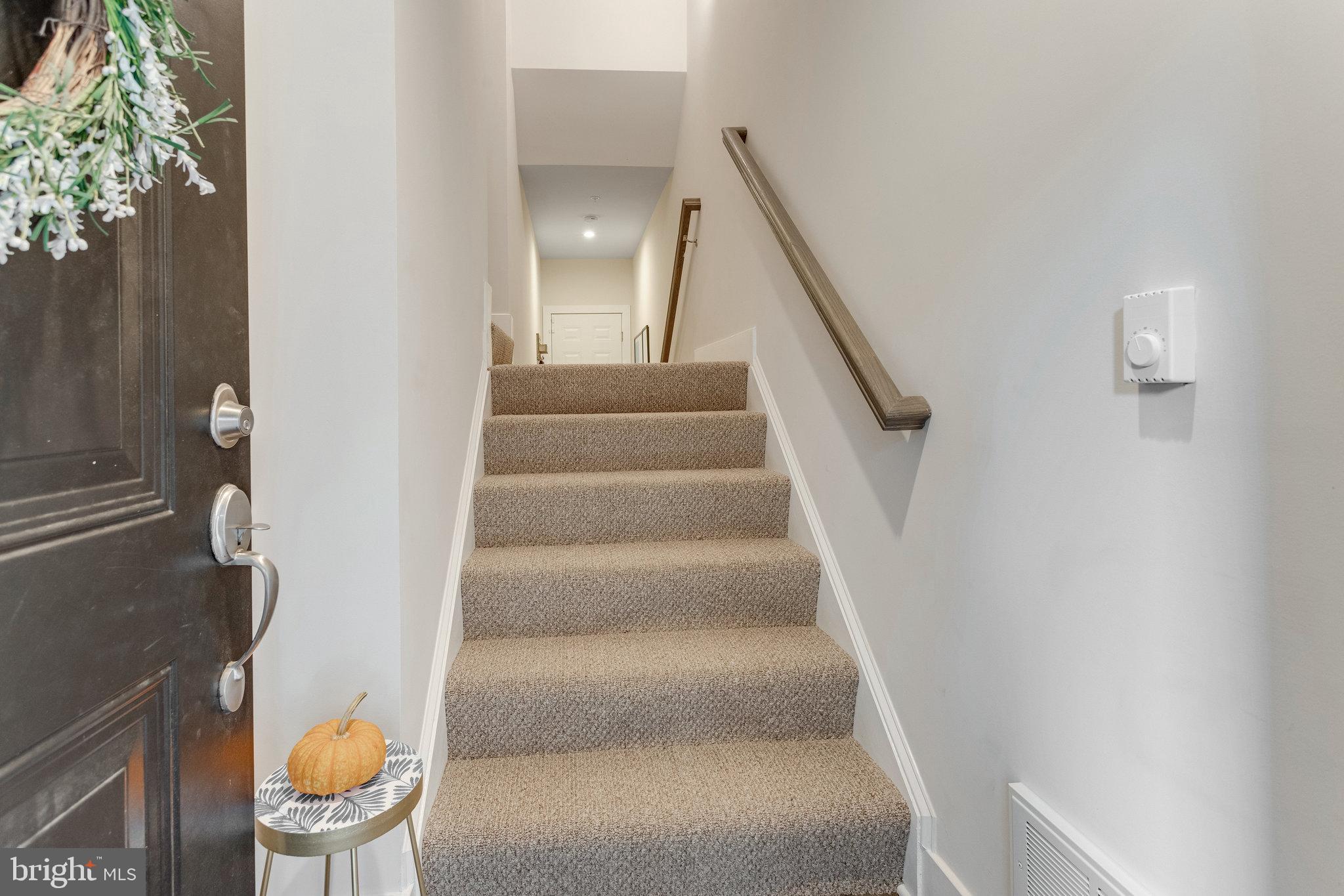 TALL OAKS - Residential