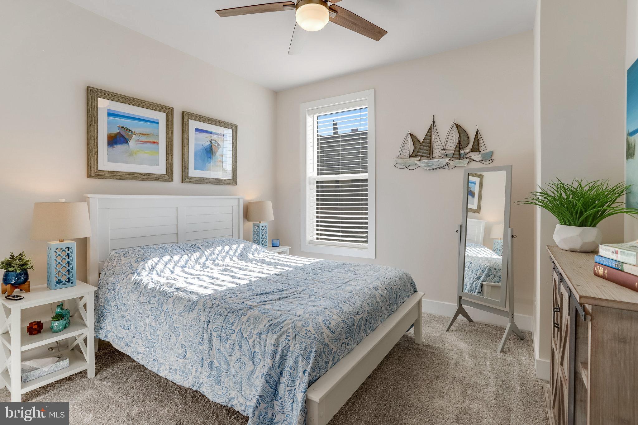 TALL OAKS - Residential