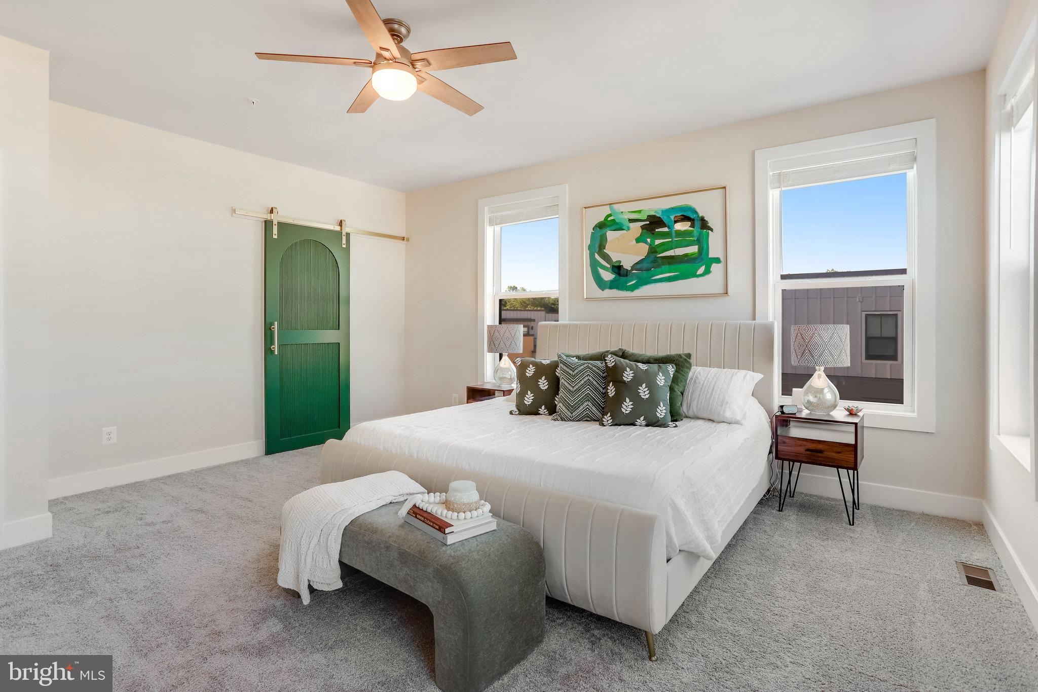 TALL OAKS - Residential