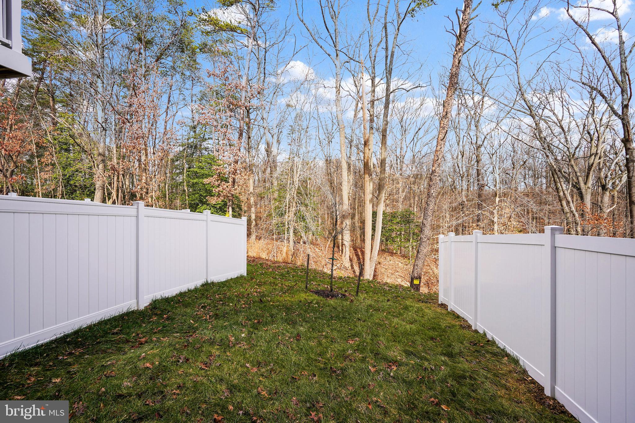 LAUREL OVERLOOK - Residential