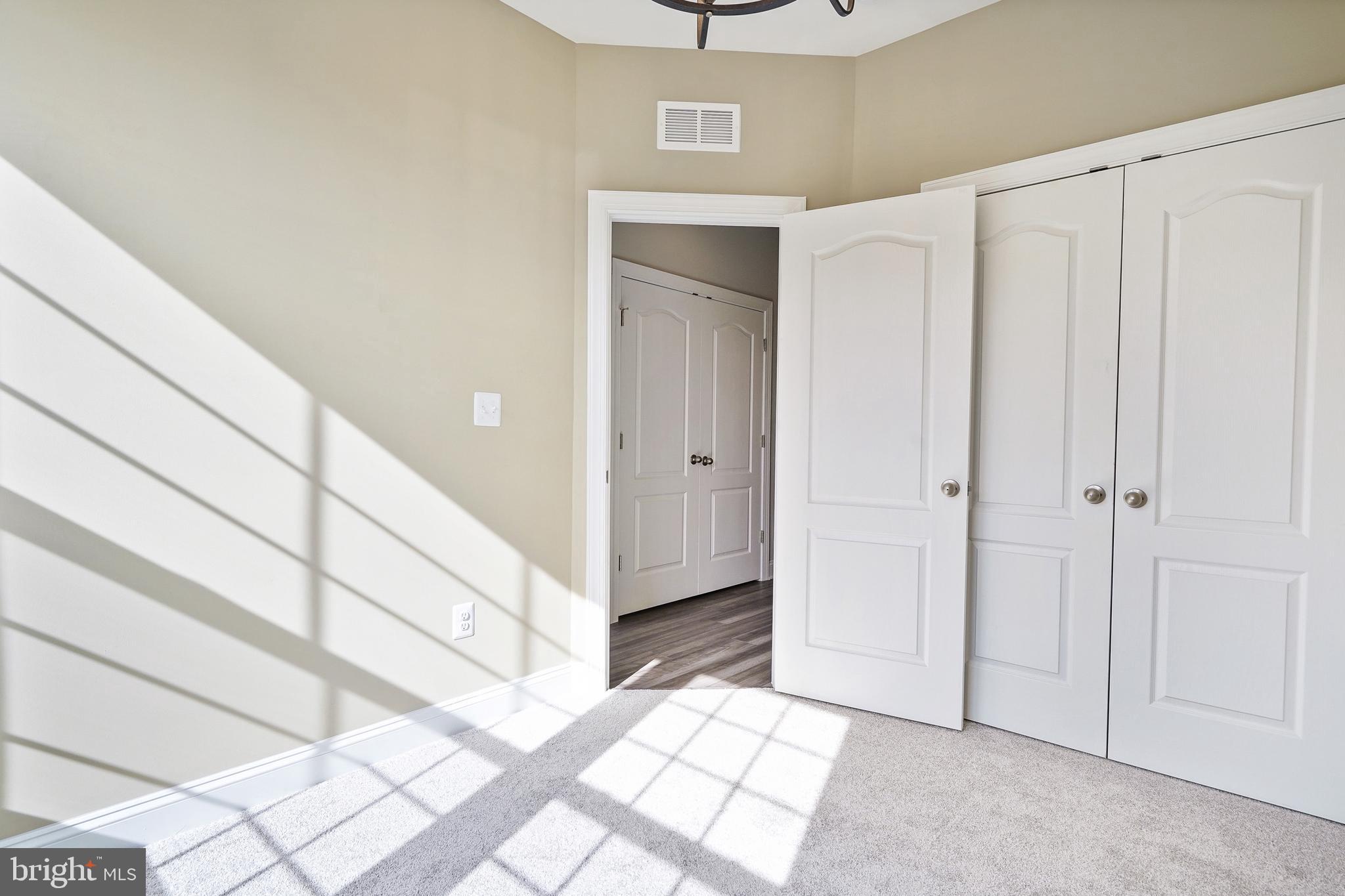 LAUREL OVERLOOK - Residential