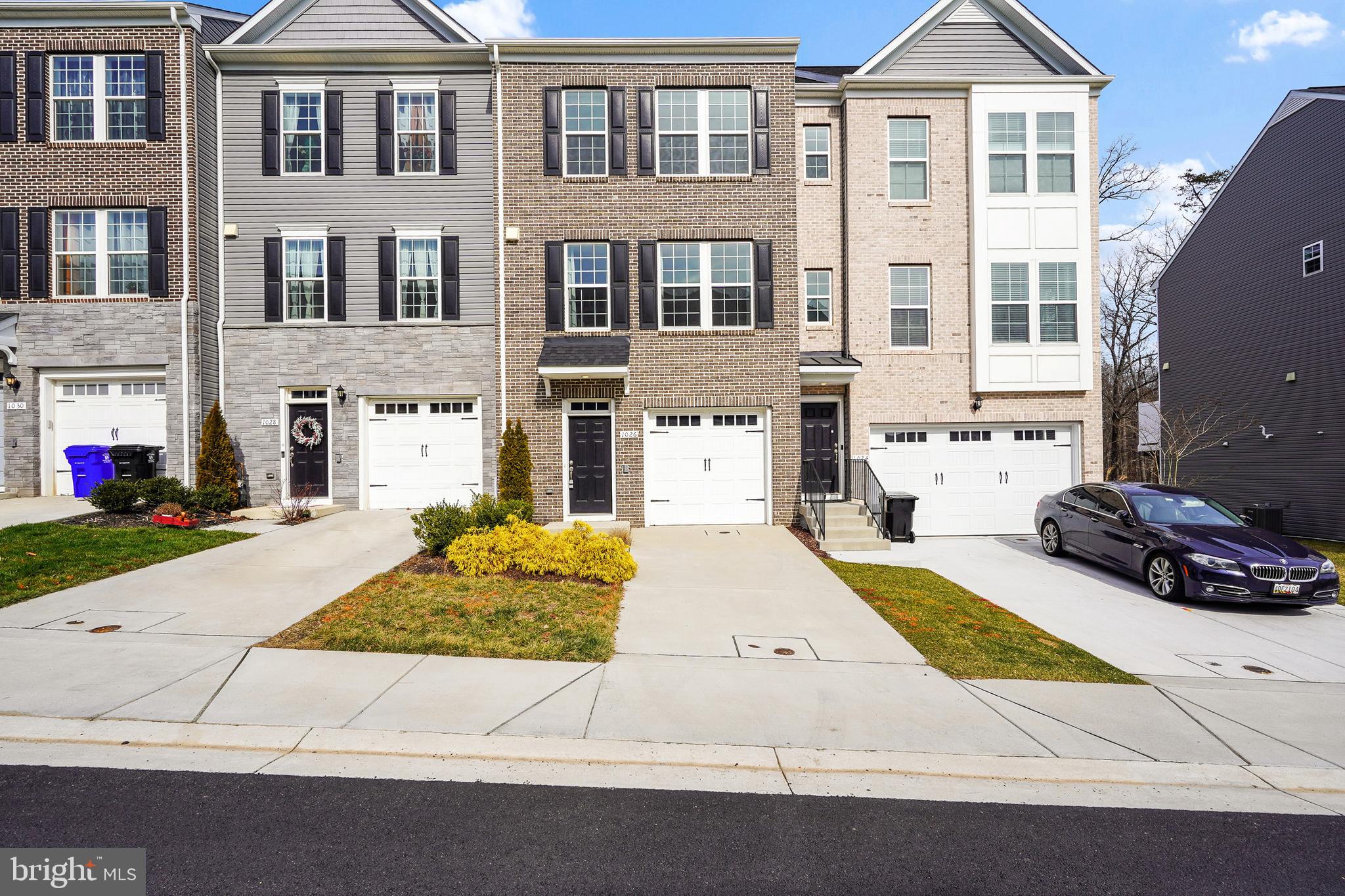 LAUREL OVERLOOK - Residential