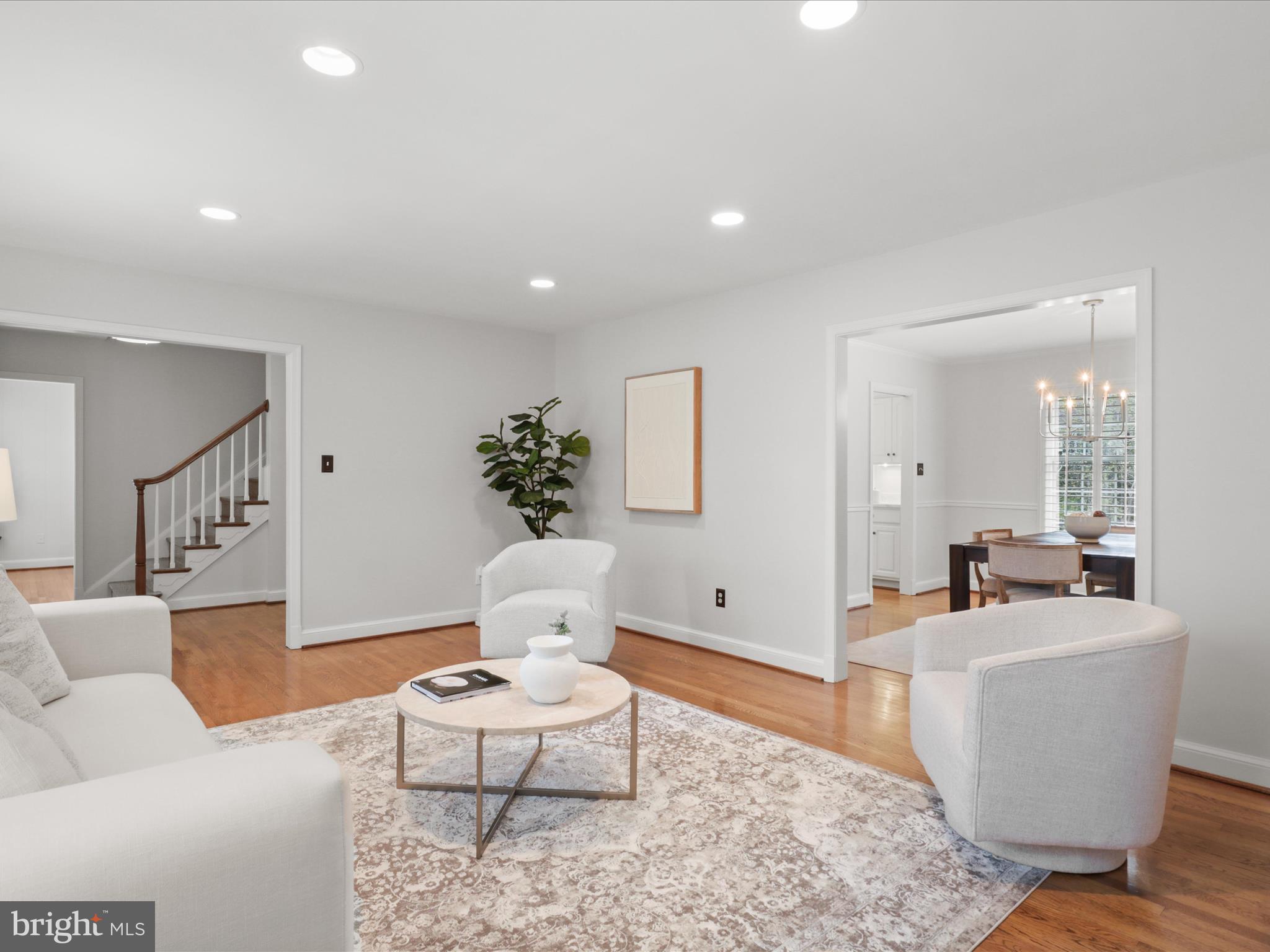 BELLEVUE FOREST - Residential