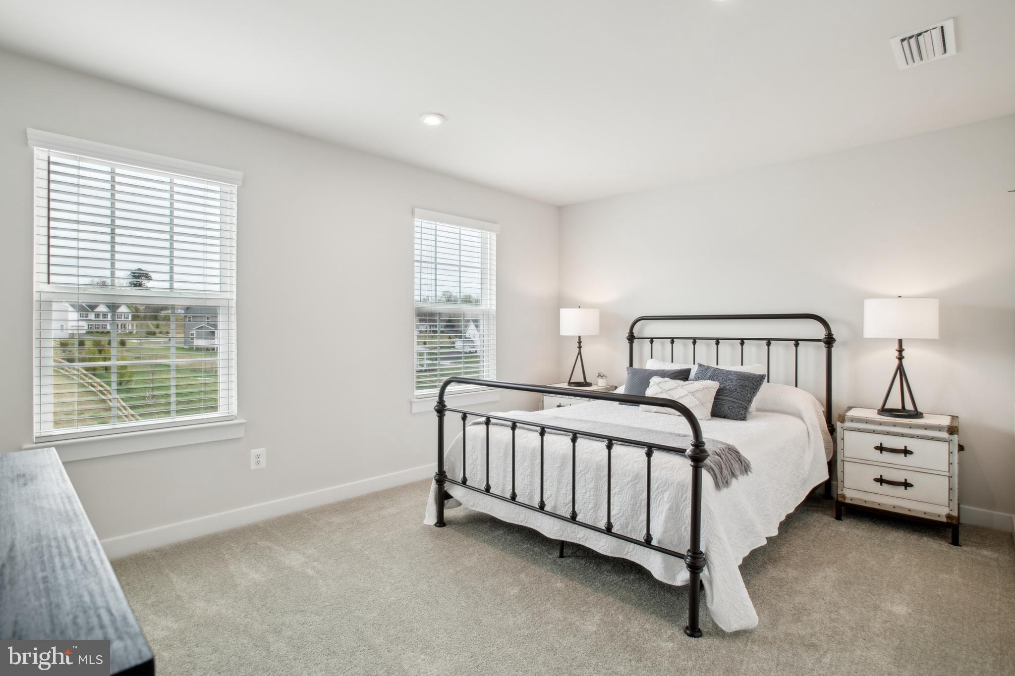 WARRENTON CHASE - Residential