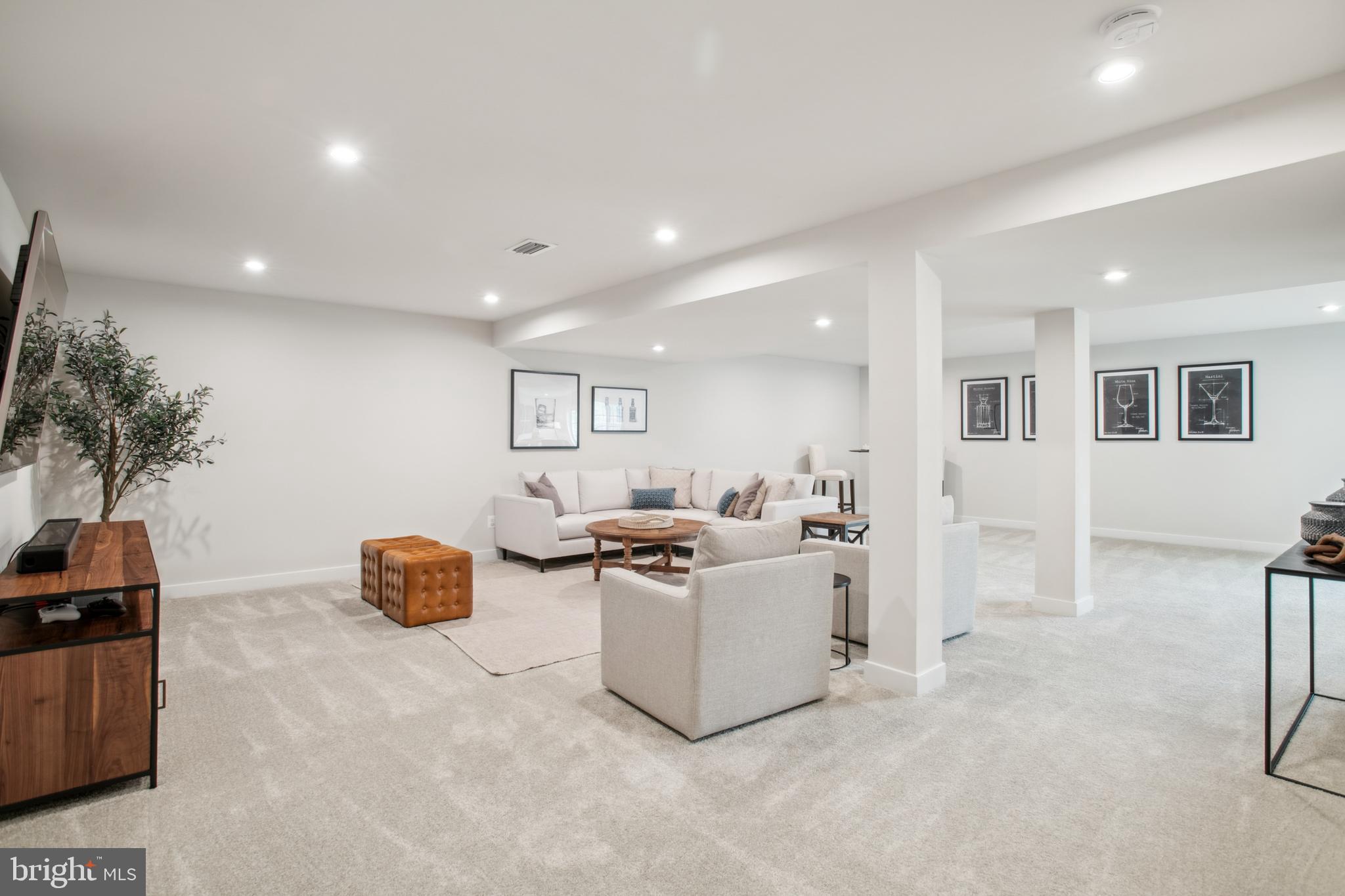 WARRENTON CHASE - Residential