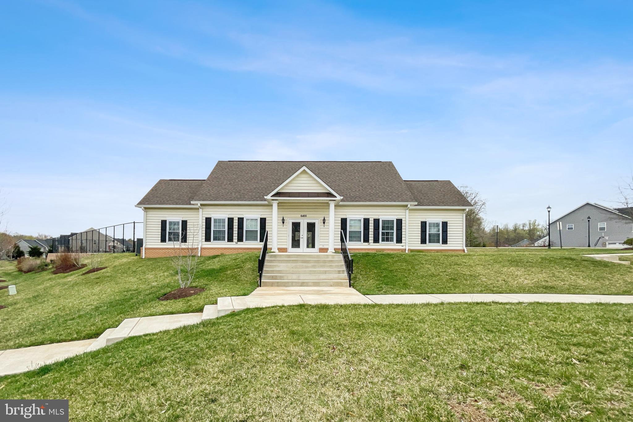 WARRENTON CHASE - Residential