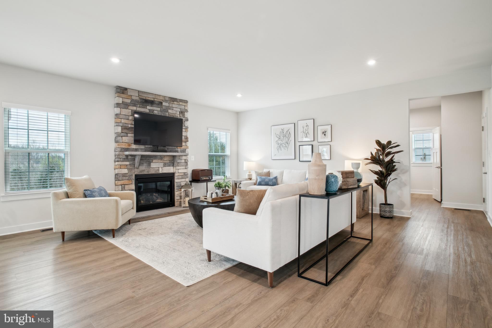 WARRENTON CHASE - Residential