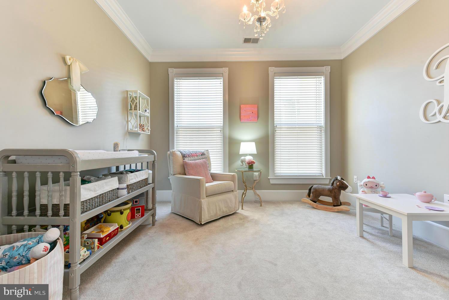 900 NORTH WASHINGTON STREET CONDOMINIUMS - Residential