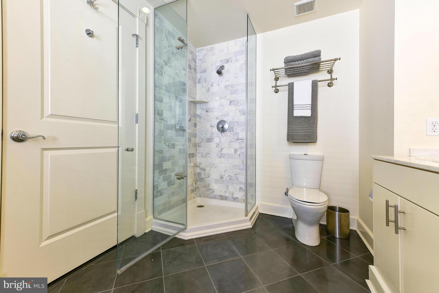 900 NORTH WASHINGTON STREET CONDOMINIUMS - Residential