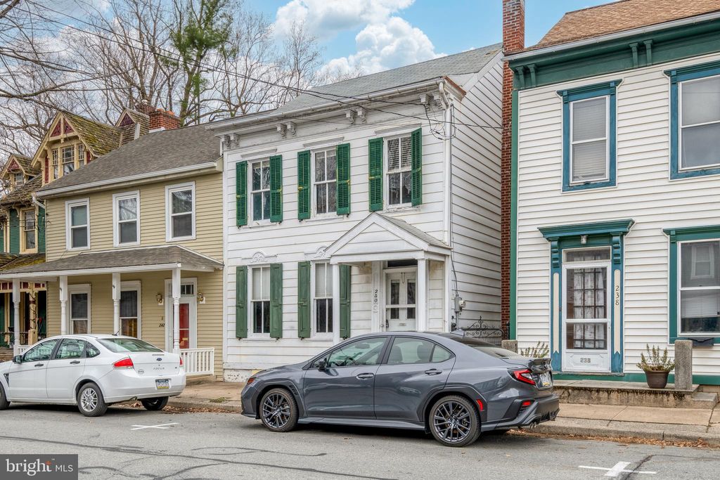 Photo of 240 W Market Street, MARIETTA, PA 17547 (MLS # PALA2066070)