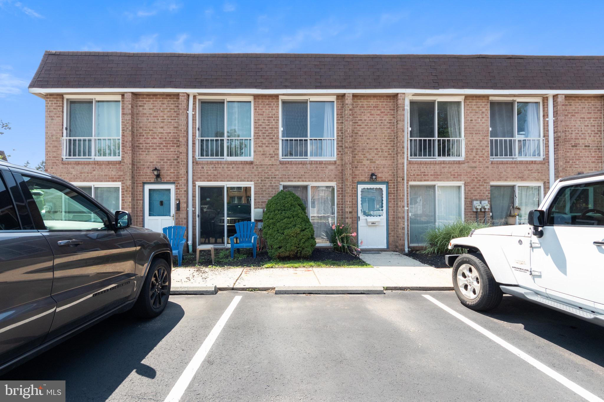 YORKTOWN - Residential