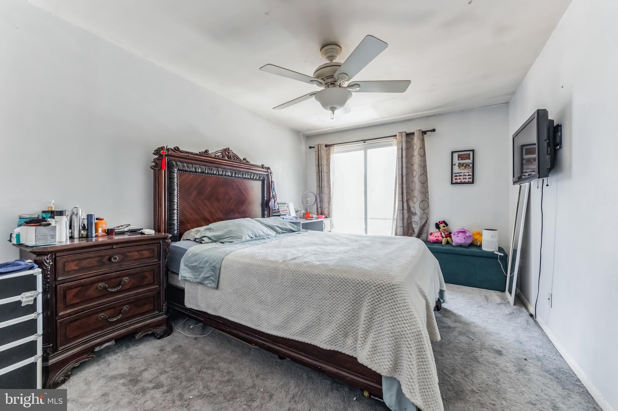 YORKTOWN - Residential