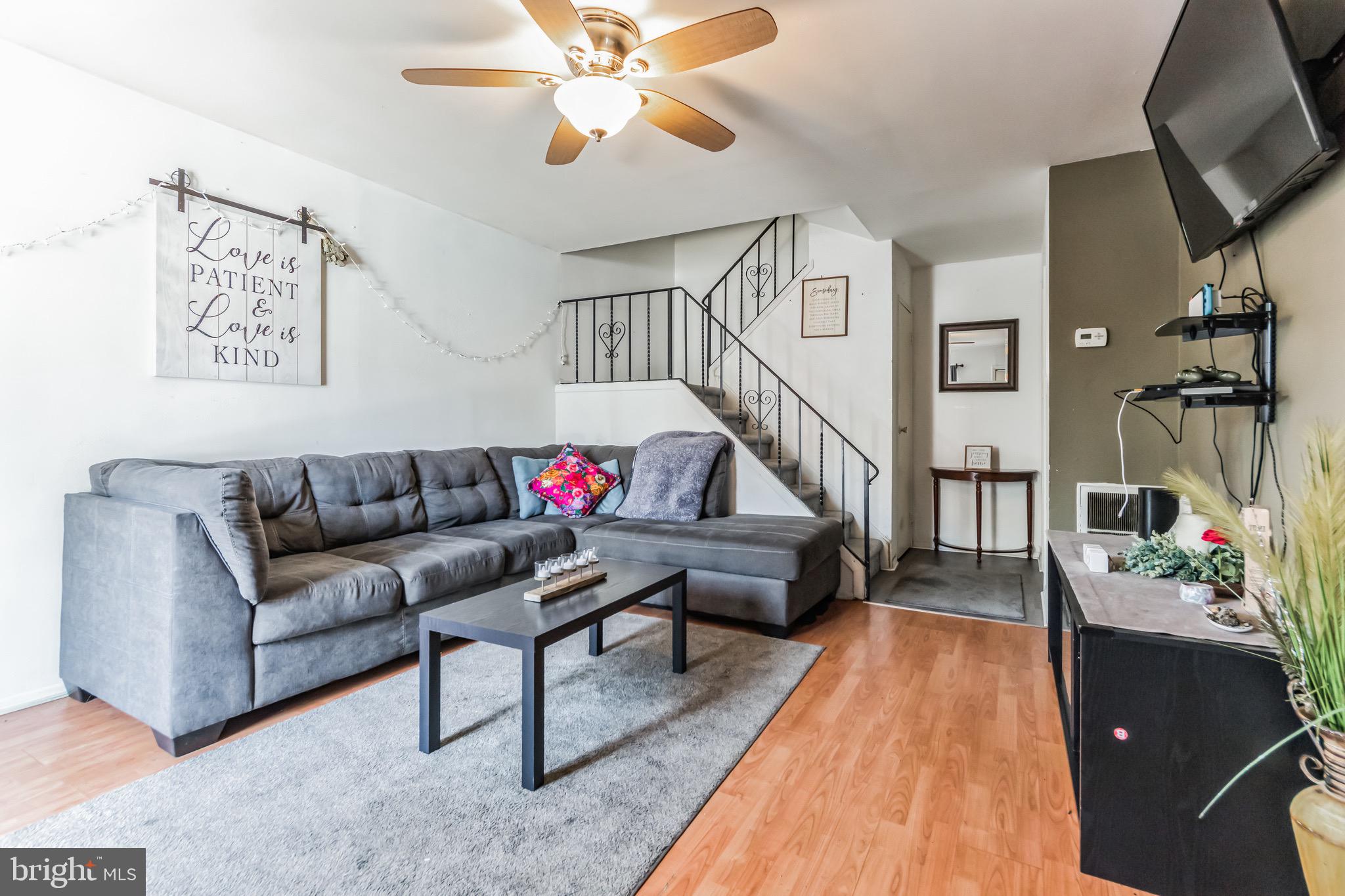 YORKTOWN - Residential