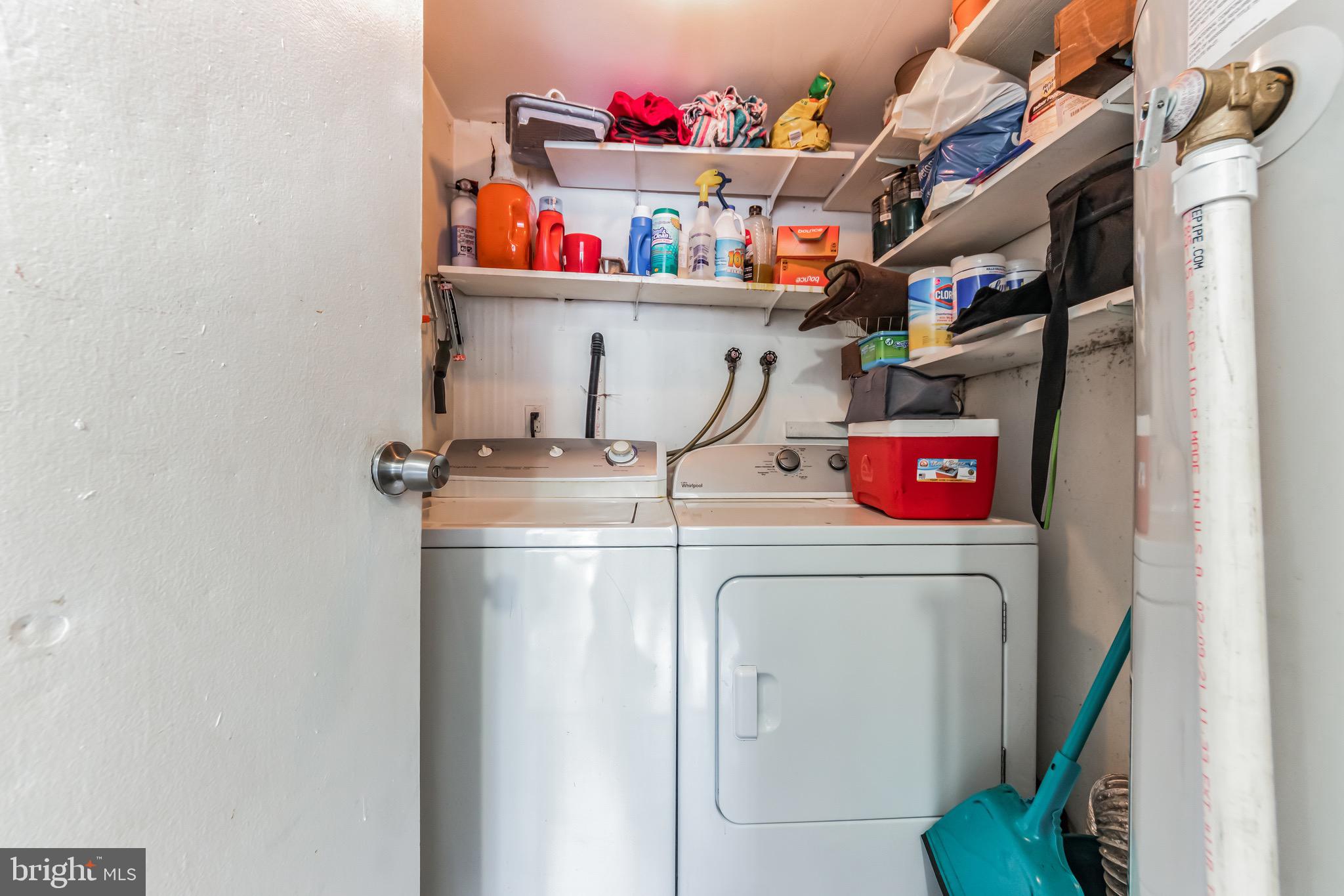 YORKTOWN - Residential