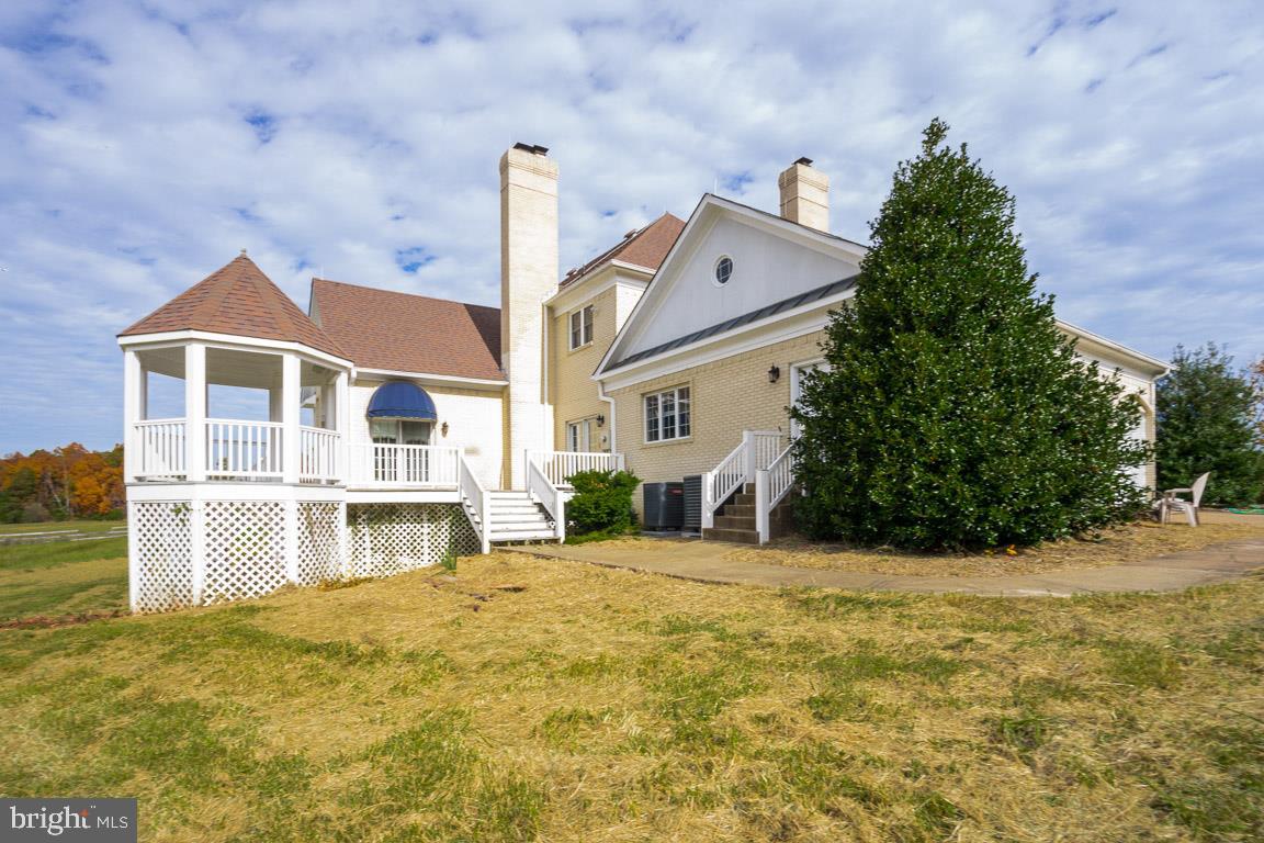 SADDLE RIDGE FARMS - Residential