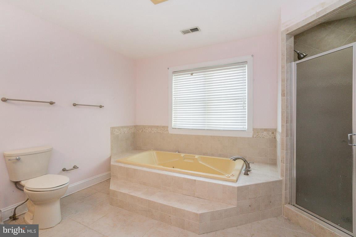 SADDLE RIDGE FARMS - Residential