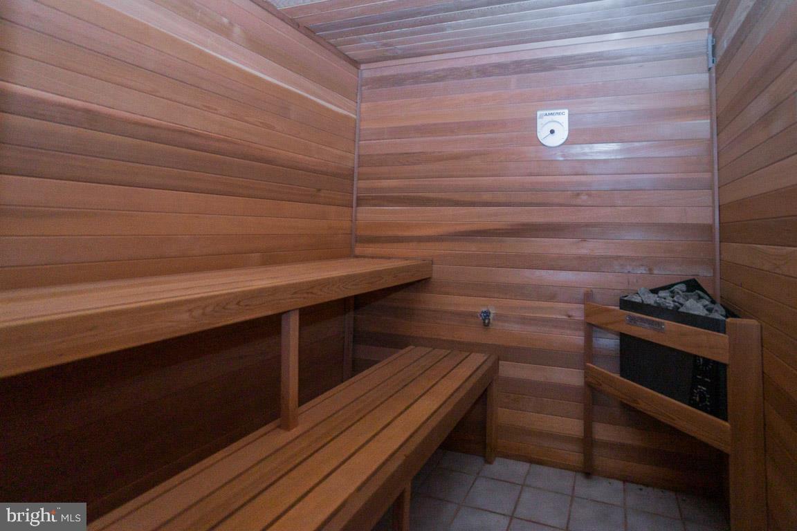 SADDLE RIDGE FARMS - Residential