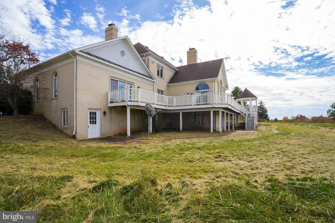 SADDLE RIDGE FARMS - Residential