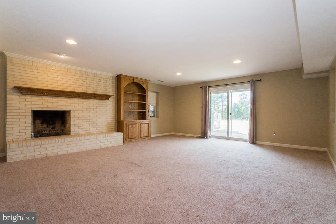 SADDLE RIDGE FARMS - Residential