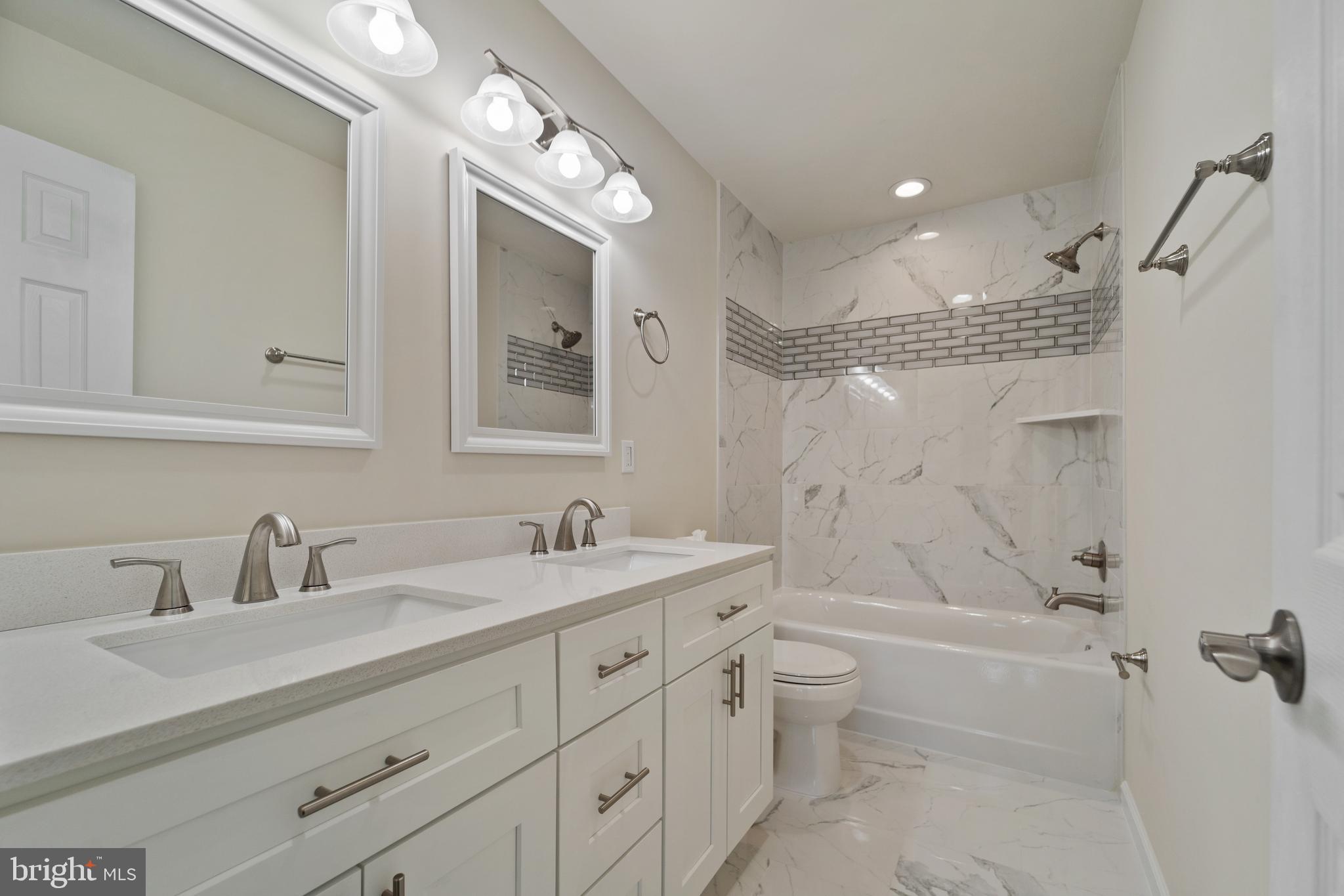 MANASSAS PARK - Residential