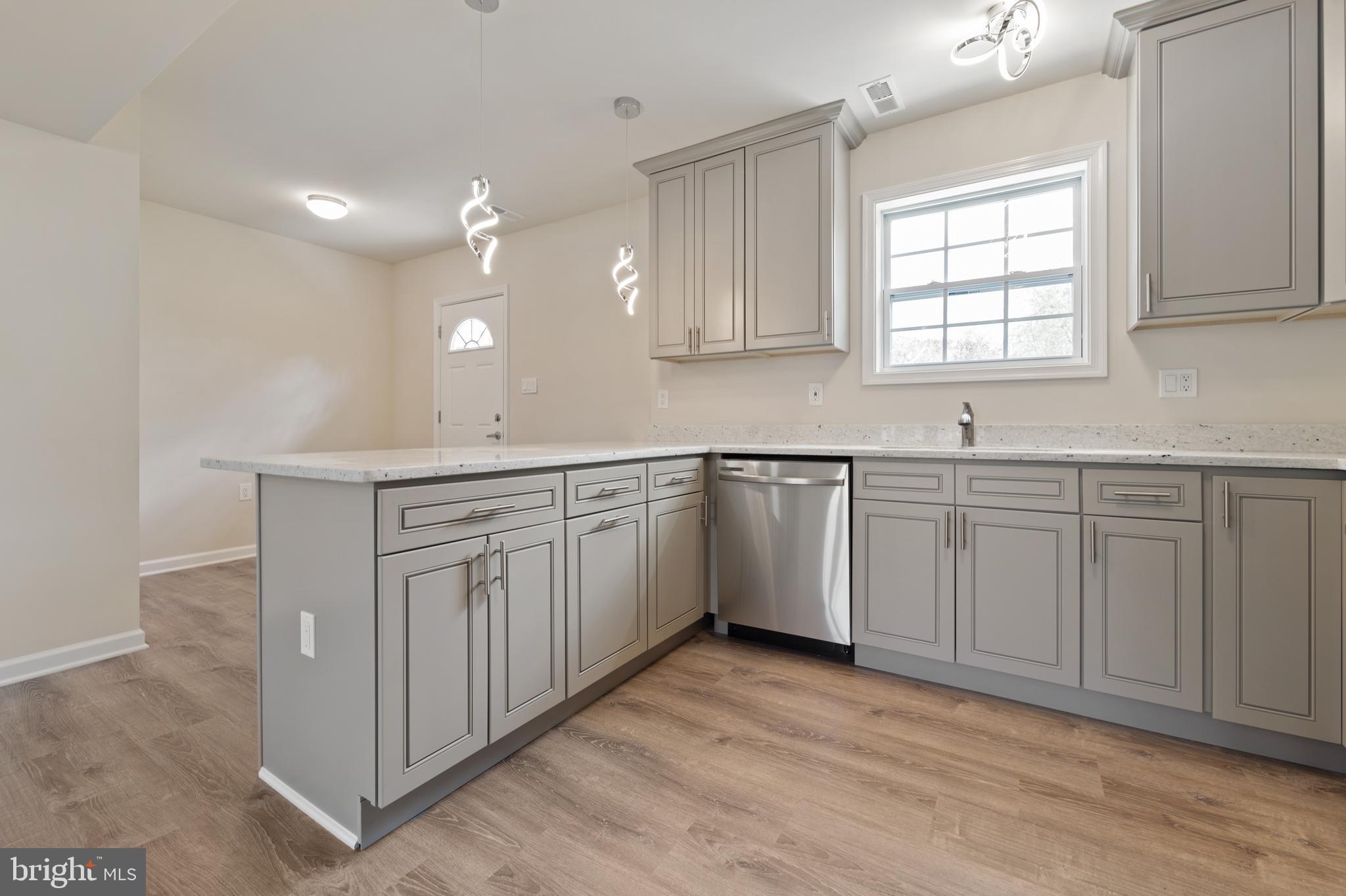 MANASSAS PARK - Residential