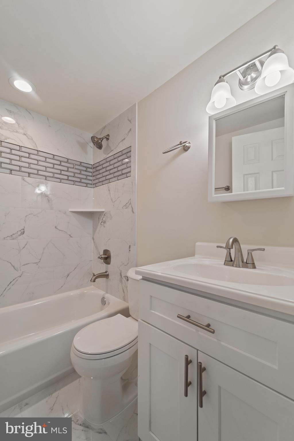 MANASSAS PARK - Residential