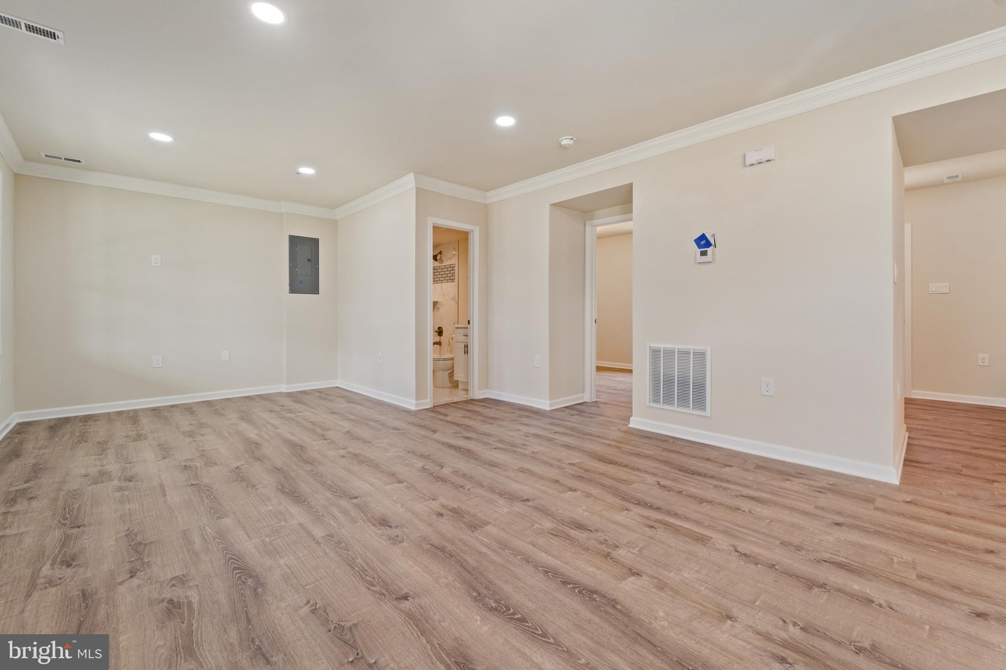 MANASSAS PARK - Residential