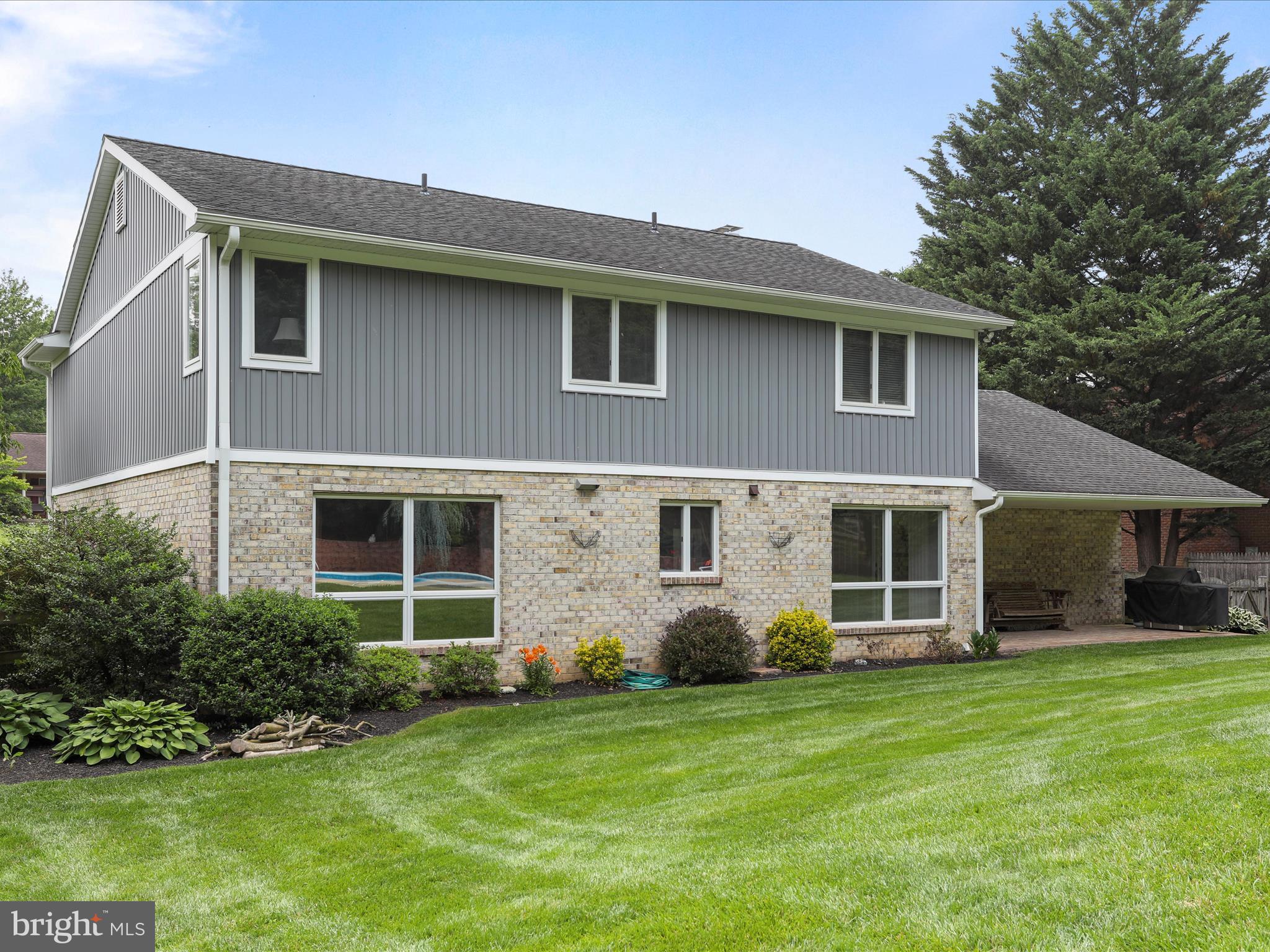 BRIGHTWOOD ACRES - Residential