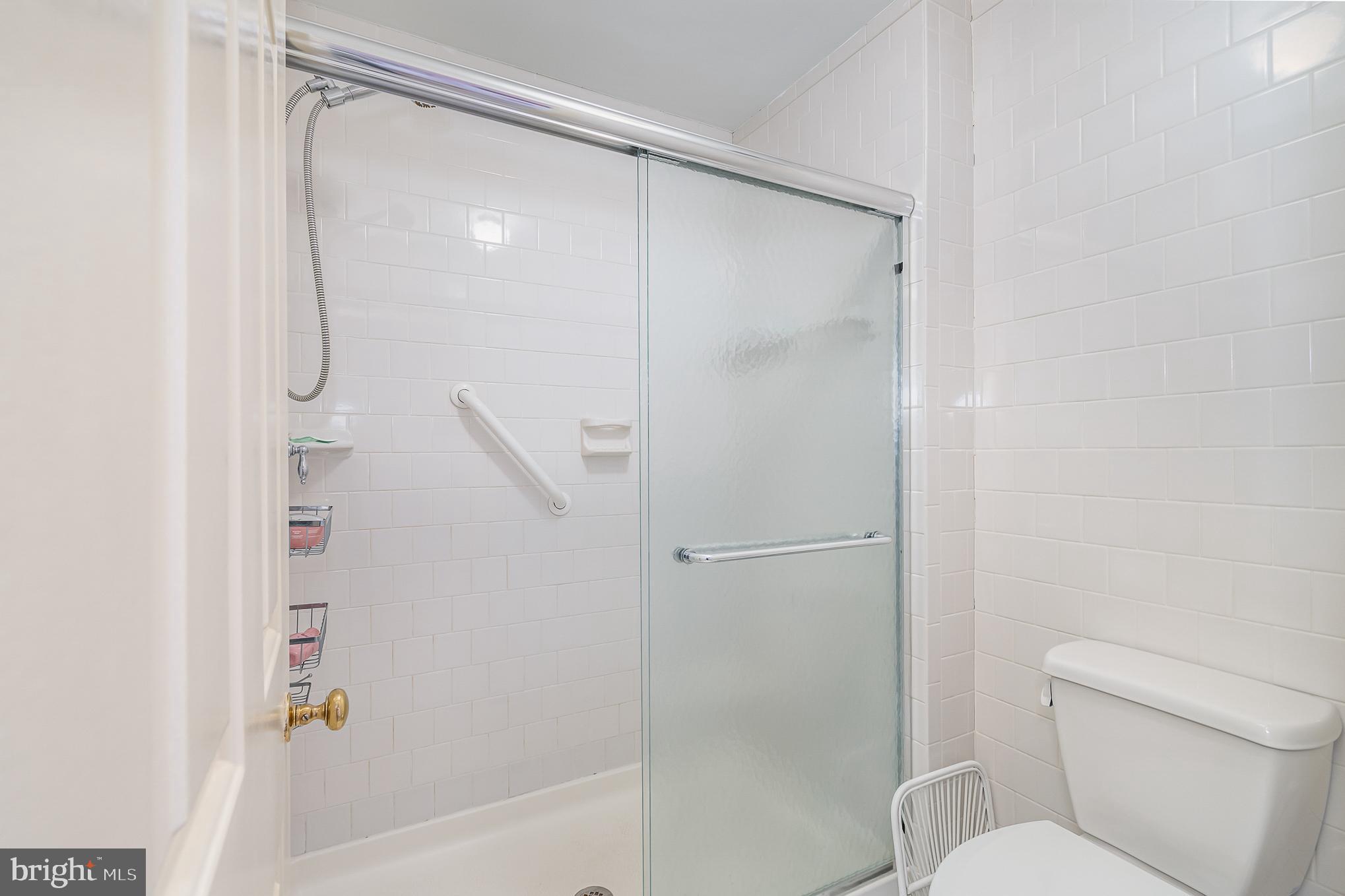 THORNTON WOOD - Residential